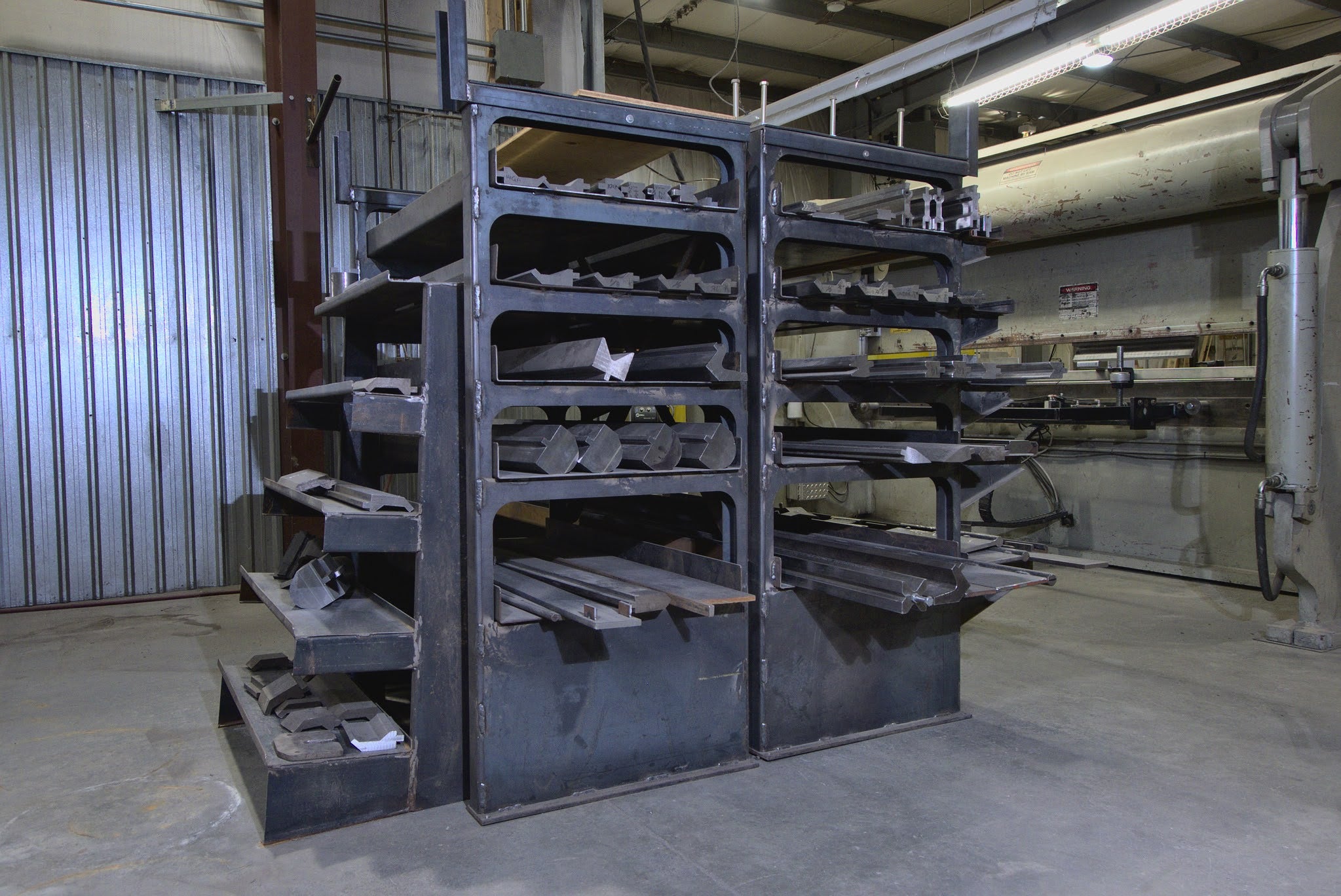 175 Ton X 12' Accurpress 717512 CNC Press Brake, 1995- Tooling Included - Image 7