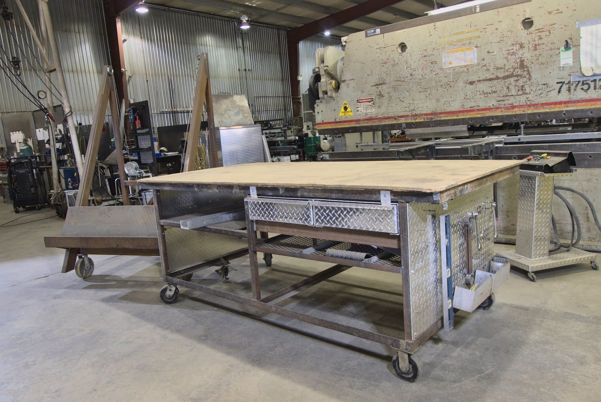 175 Ton X 12' Accurpress 717512 CNC Press Brake, 1995- Tooling Included - Image 3