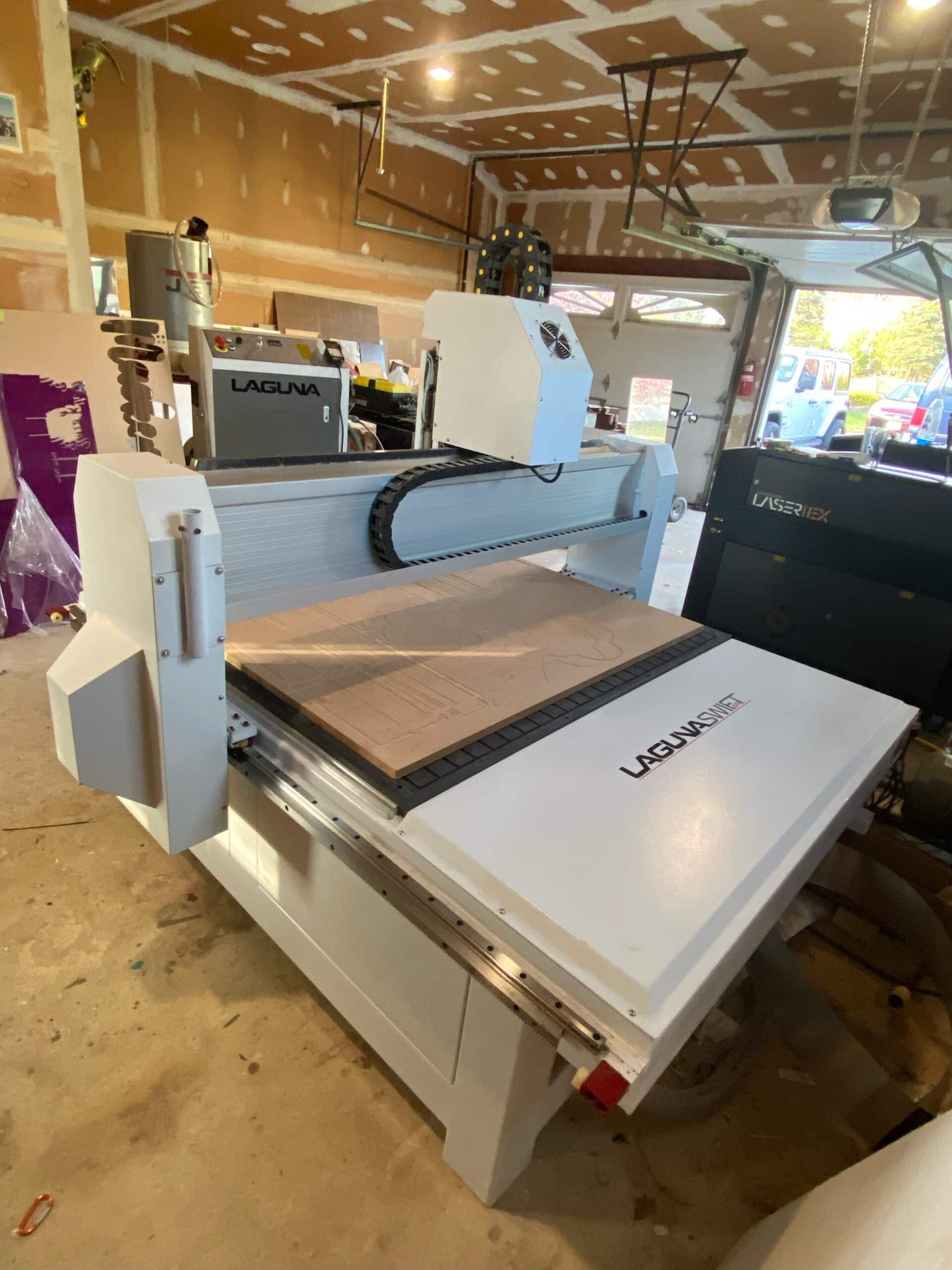 4' x 4' Laguna MCNC Swift CNC Router, 2020- 24K Spindle, 10HP Vacuum - Image 4