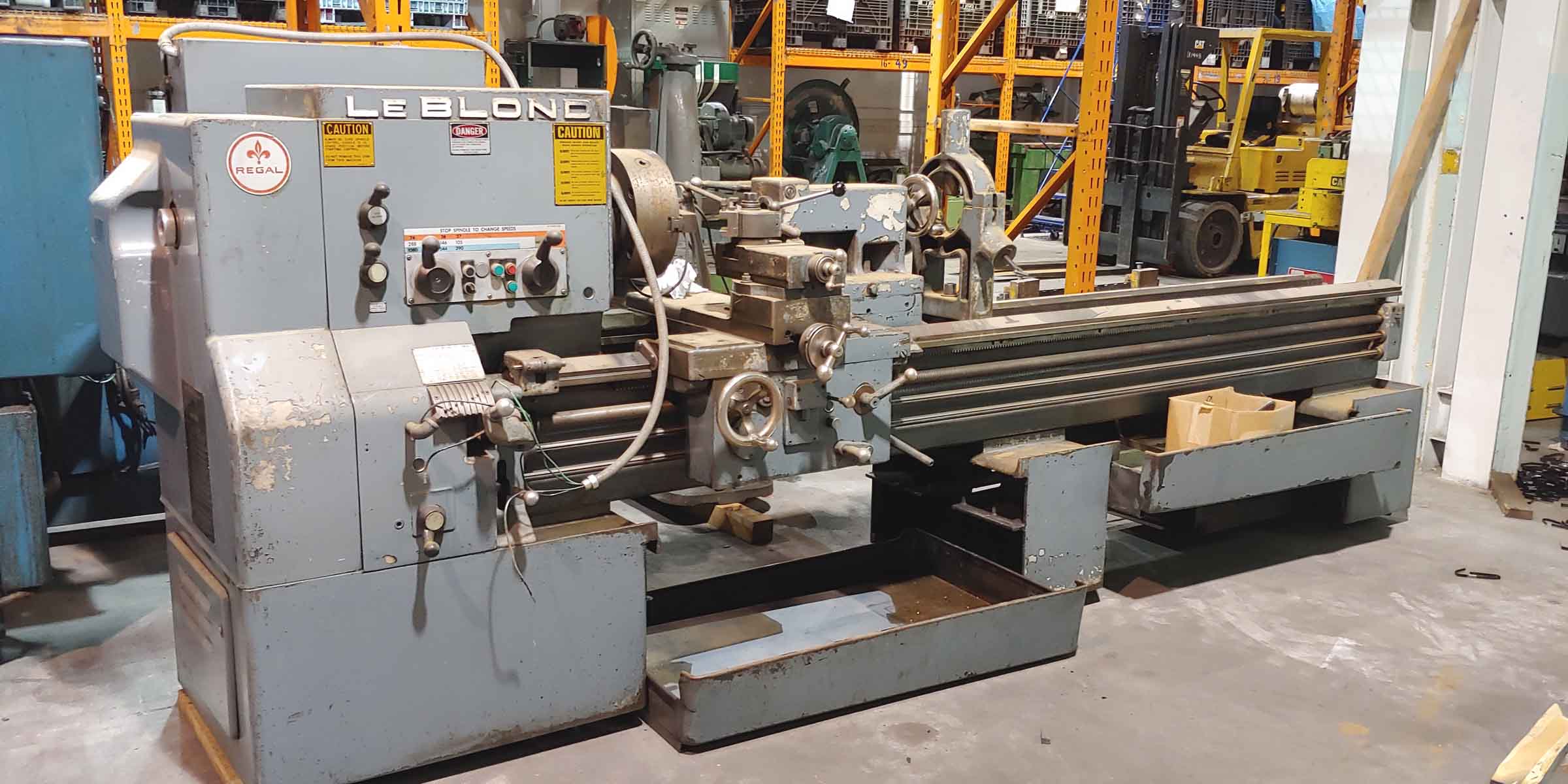 LeBlond Regal 18” x 96” Lathe- Tailstock, Steady Rest, 26” O/Gap, 2" Bore