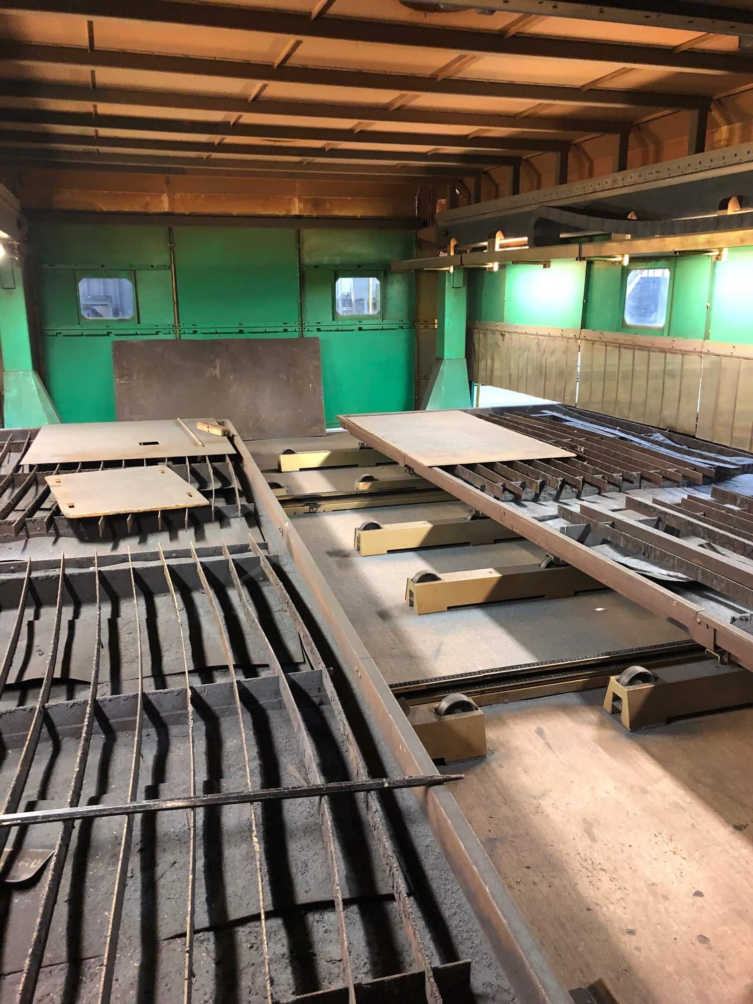 Robot Plasma Cutting System Inovatech PRS900, 2014-HPR 400 XD, (2) 10' X 24' Tables - Image 10