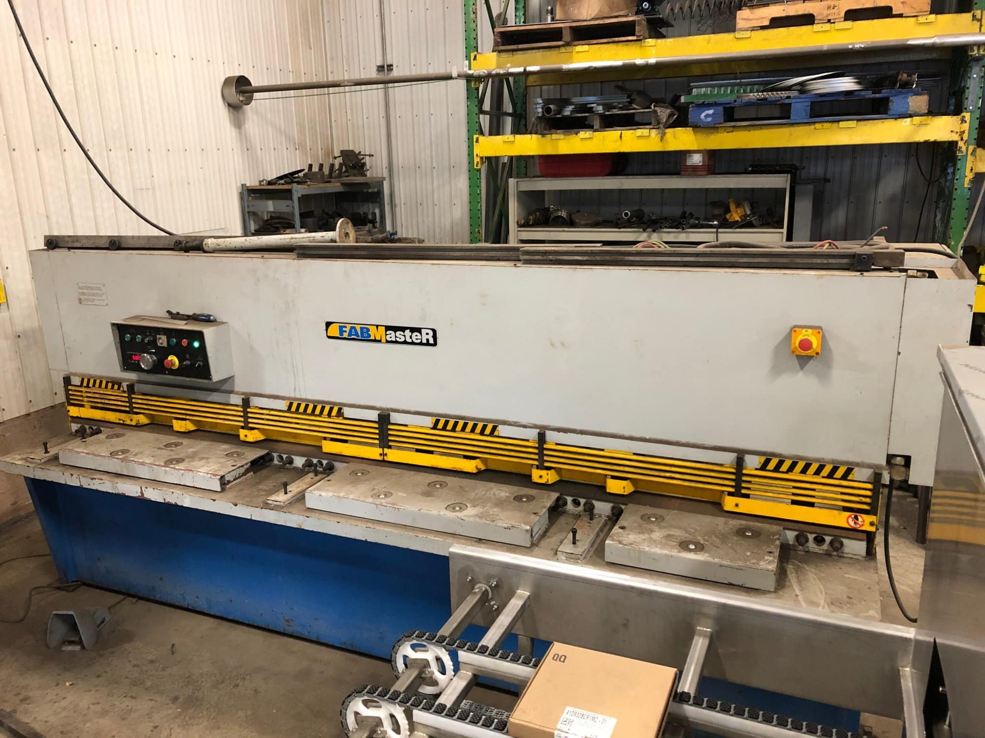 1/4" x 10' Fab Master Pro S1025 Hydraulic Swing Beam Shear