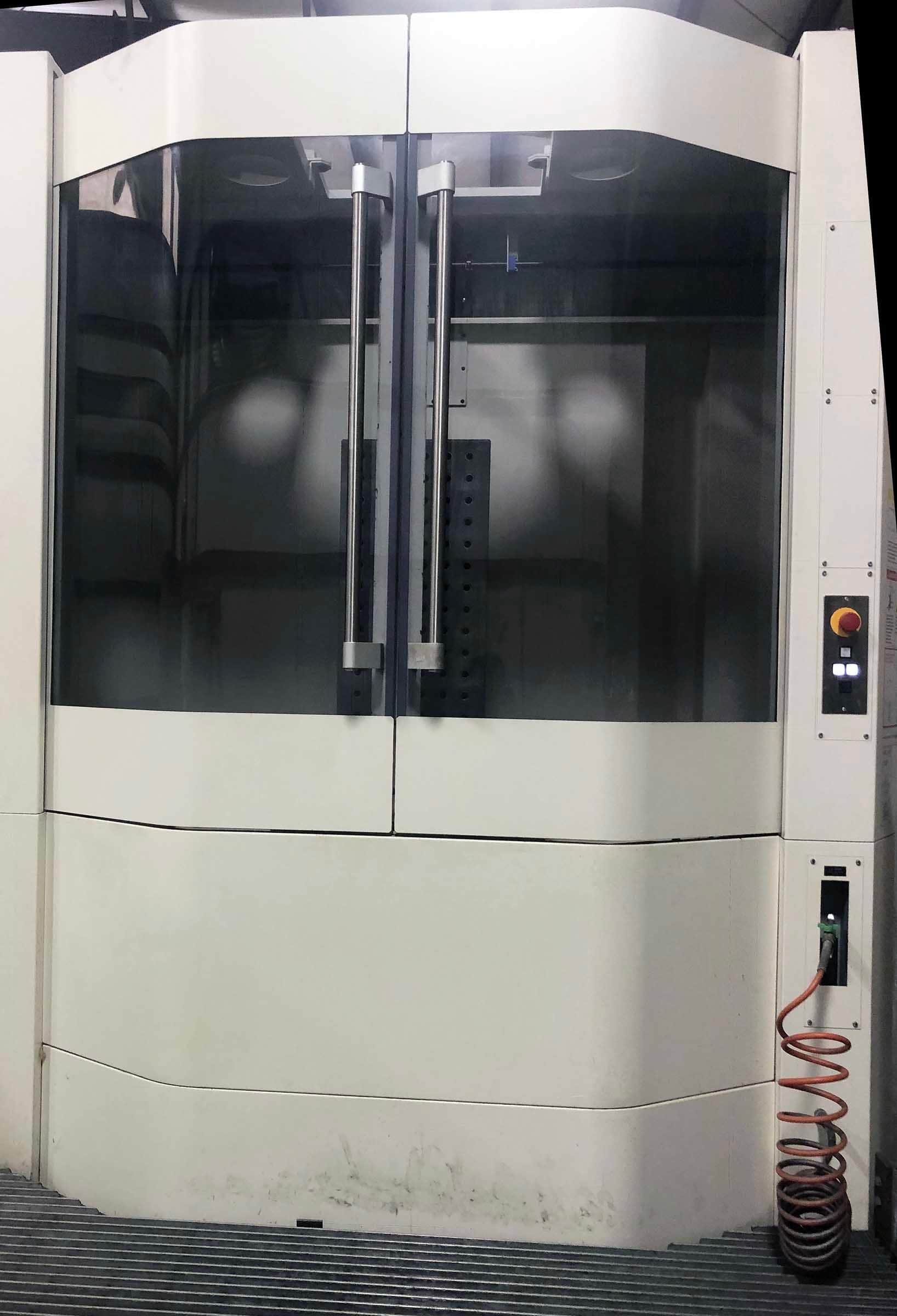 Makino A81-NX Horizontal Machining Center, 2017- Pro6 Control, Full 4th, TSC, Low Hours - Image 3