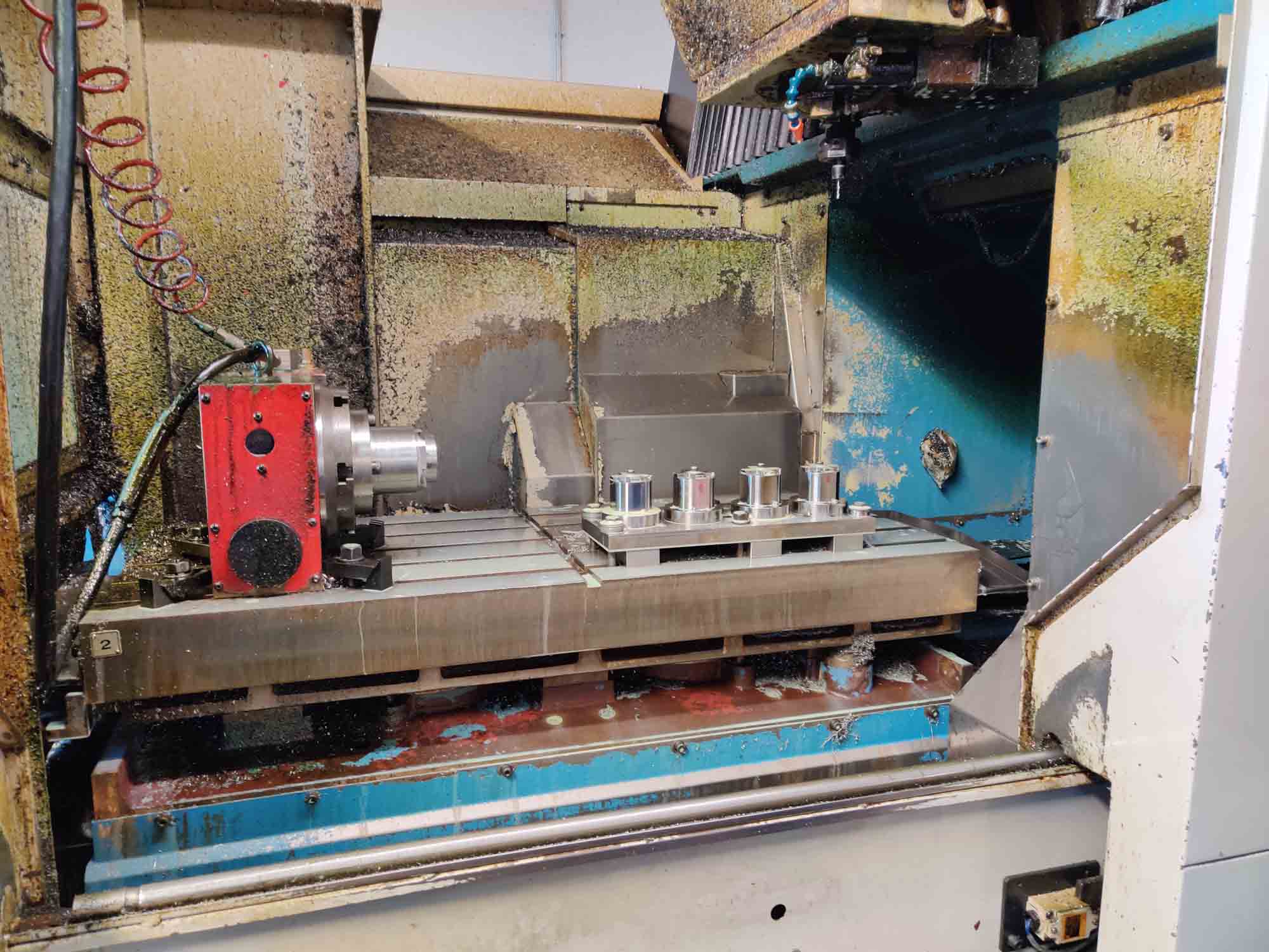 Mazak AJV25/404 Dual Column VMC, 1991- APC, 40 ATC - Image 2