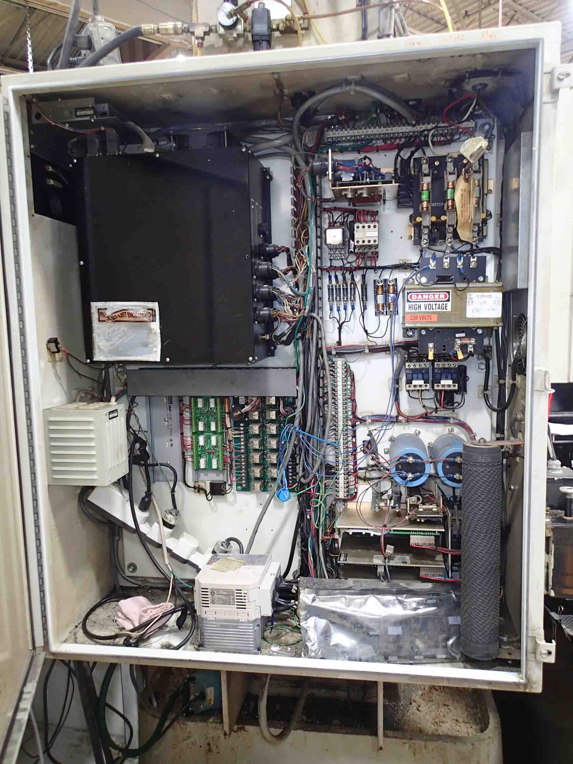 Milltronics Partner 7 VII Series H Vertical Machining Center, 1994- Centurion V 7 Control - Image 11