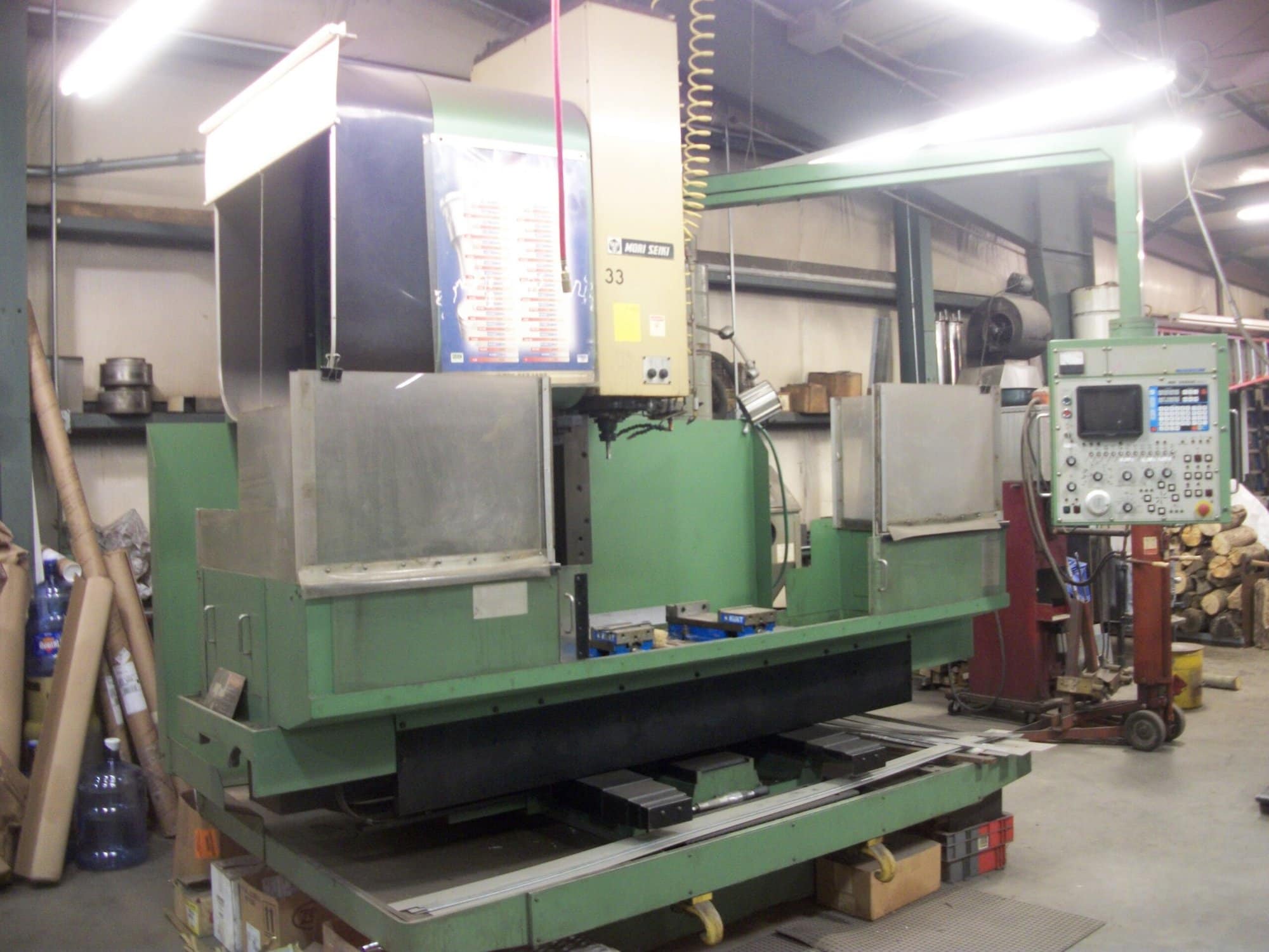 Mori Seiki MV-55 VMC, 1985 - Yasnac MX-1 Control, Under Power - Image 2