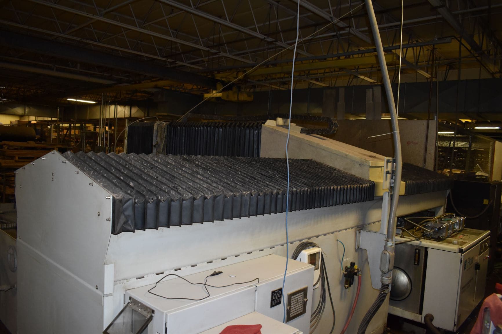 6' x 12' Flow IFB 6x12 5-Axis Waterjet, 2008 - 90,000 PSI, Dynamic Cutting Head - Image 6