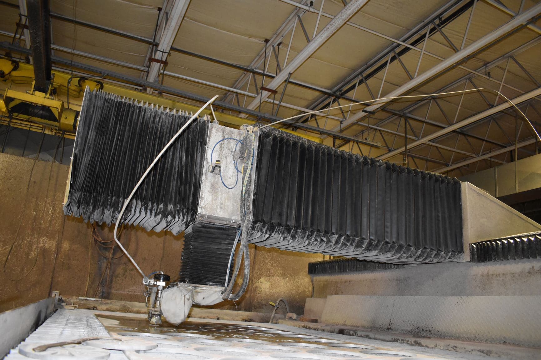 6' x 12' Flow IFB 6x12 5-Axis Waterjet, 2008 - 90,000 PSI, Dynamic Cutting Head - Image 7