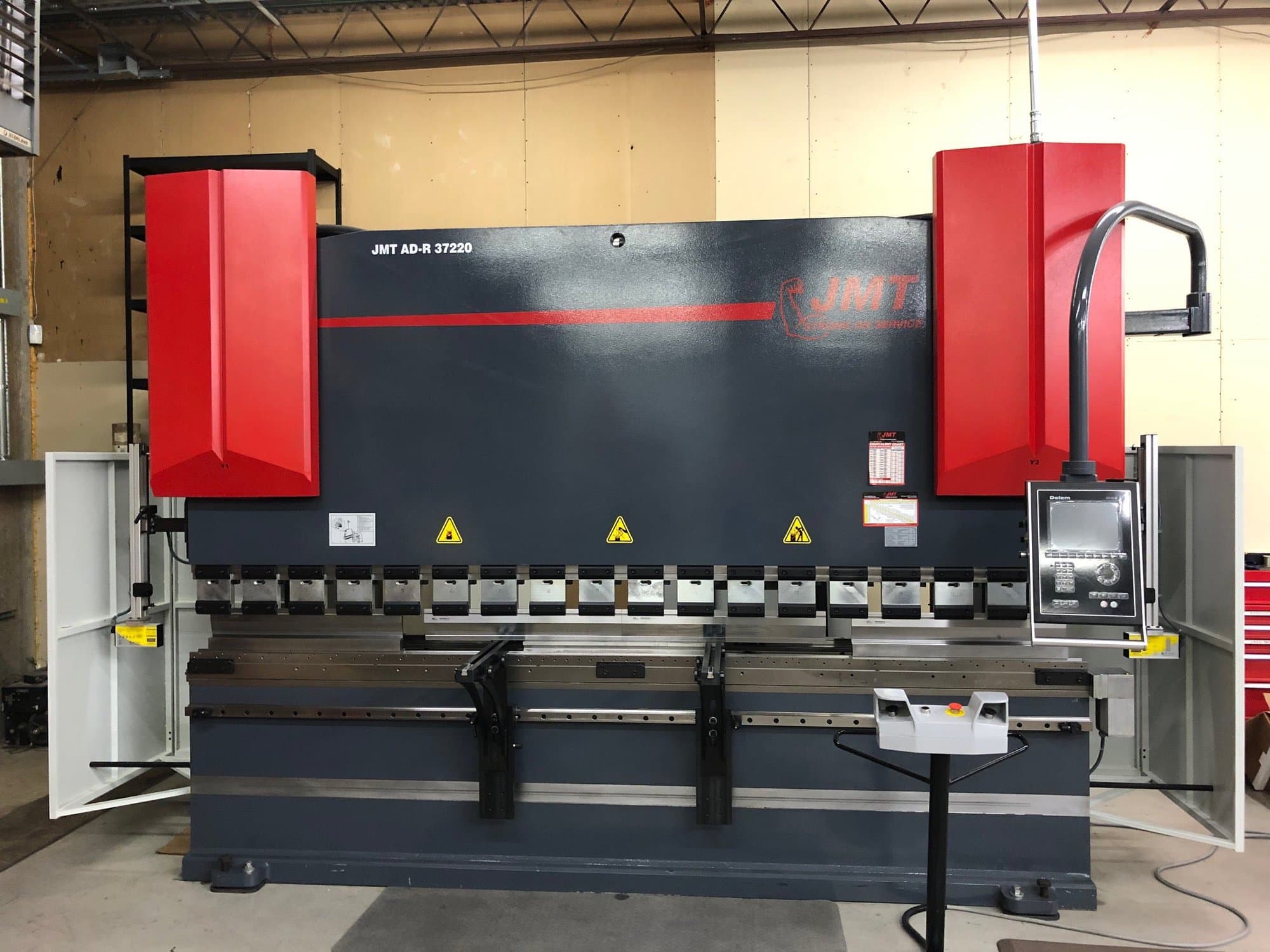 242 Ton x 12' Durma ADR 37220 CNC Press Brake, 2013- Delem DA56, R Axis, Tooling Included - Image 2