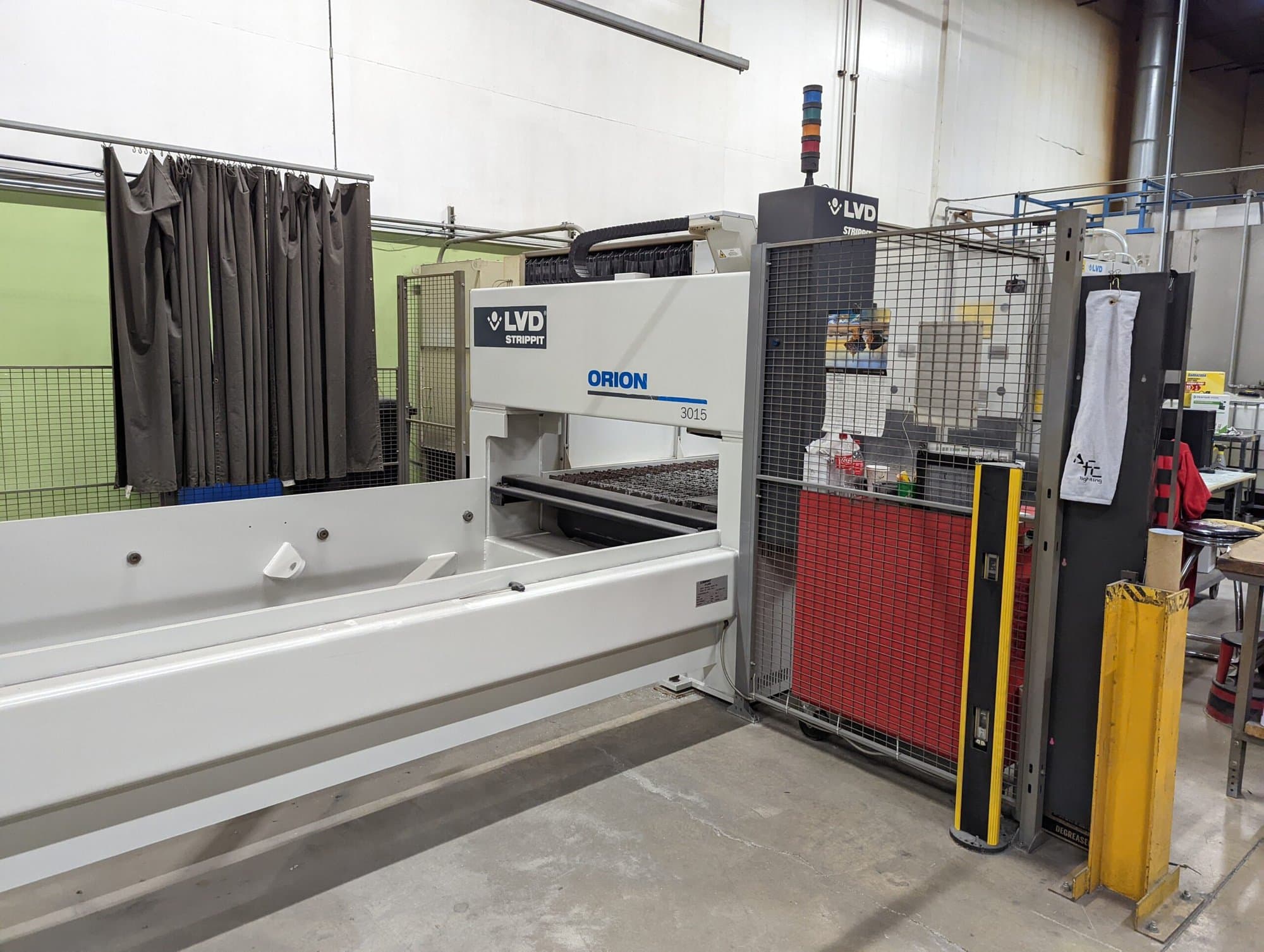 2000 Watt LVD Strippit Orion 3015 CO2 Laser, 2007 - 5' x 10' Table - Image 3
