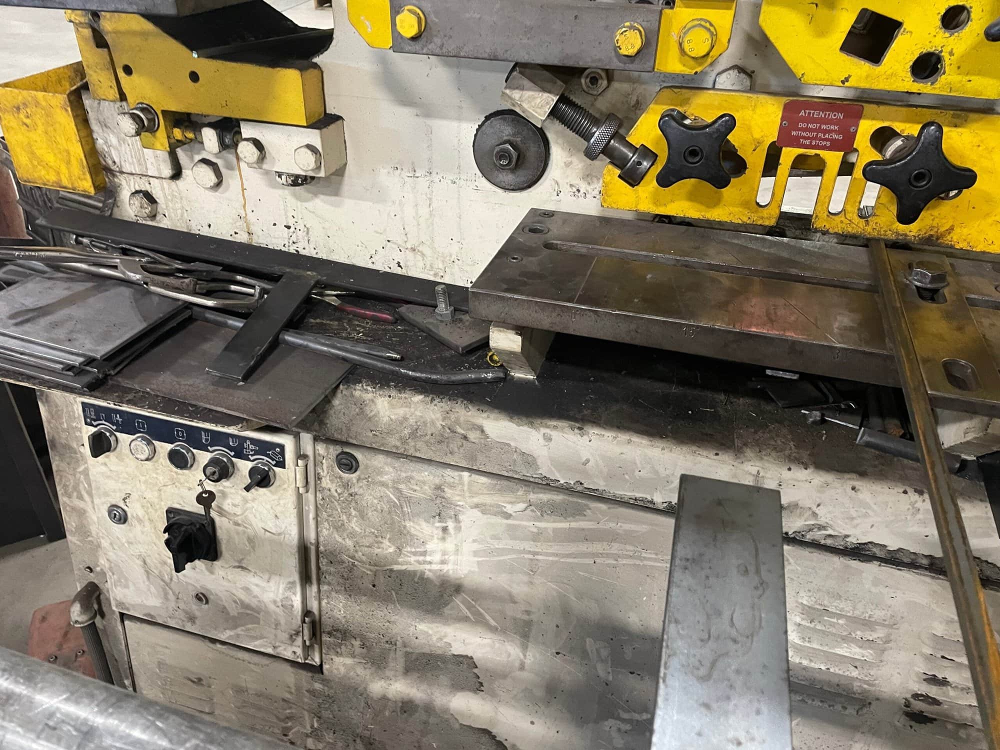 60 Ton Geka Hydracrop Ironworker, With Auto Shearing Gauge - Image 4