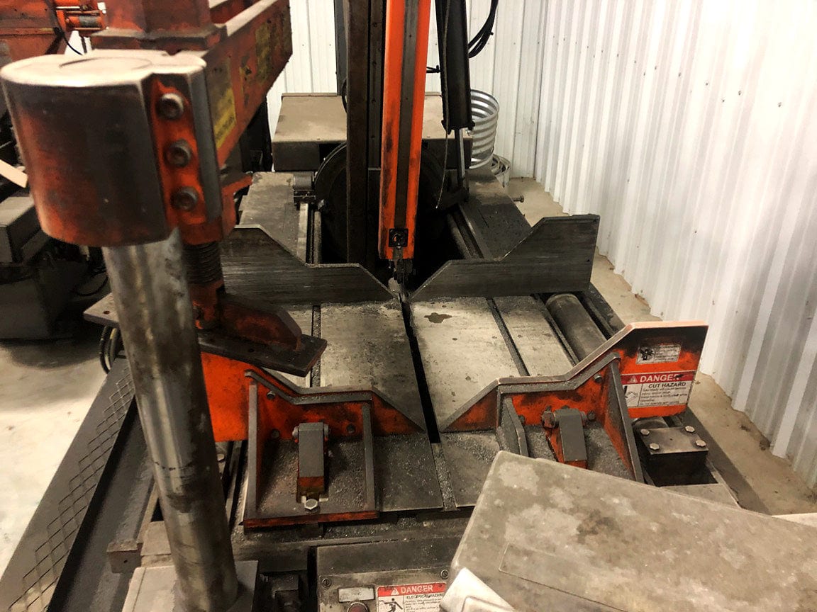 2000 HEM V125HA-1-SS Vertical Band Saw - 18” H X 24” V @ 90° - Image 2
