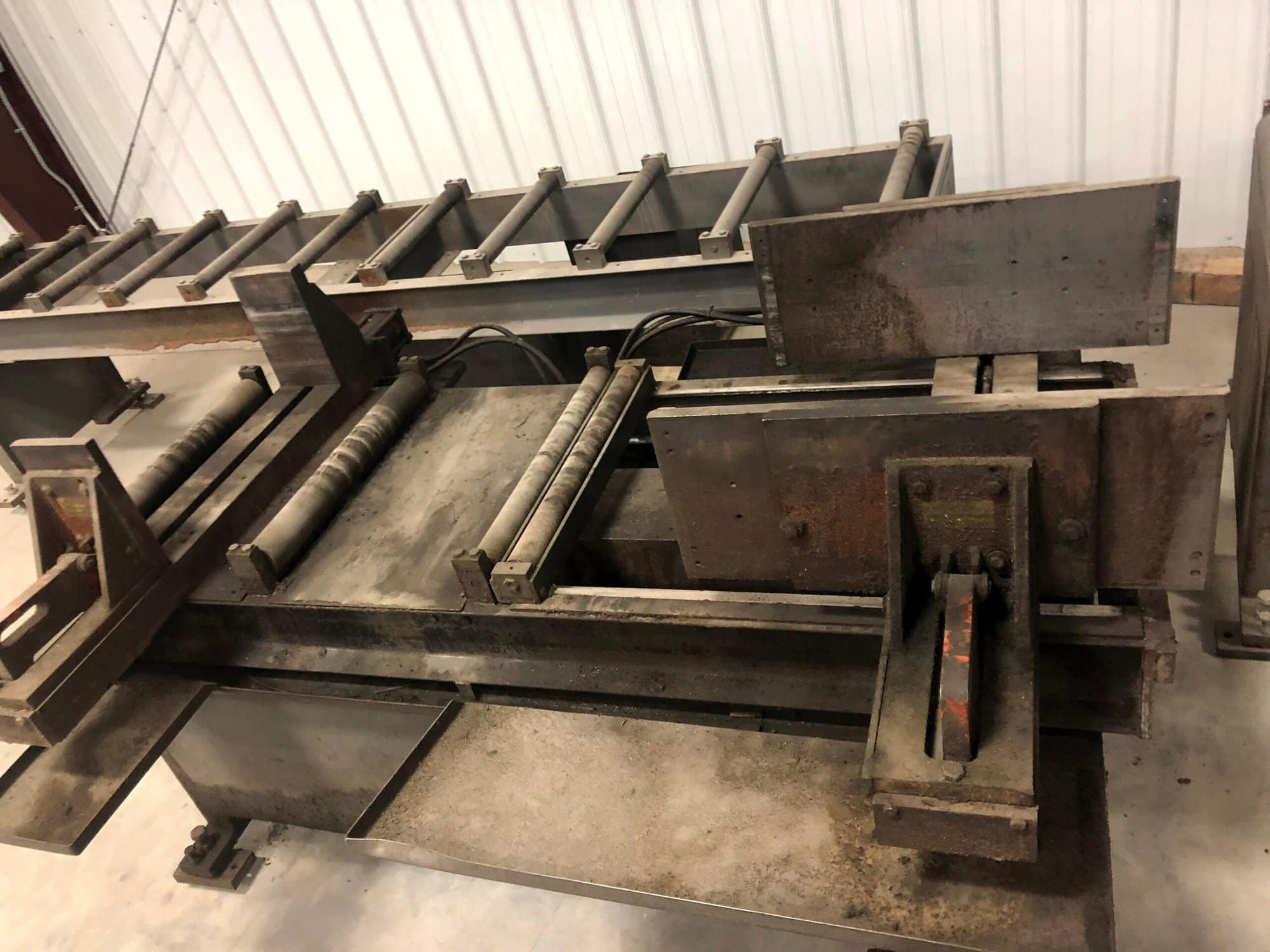 16” x 16” HEM H130HA-4 Automatic Horizontal Band Saw, 2005 - Image 3