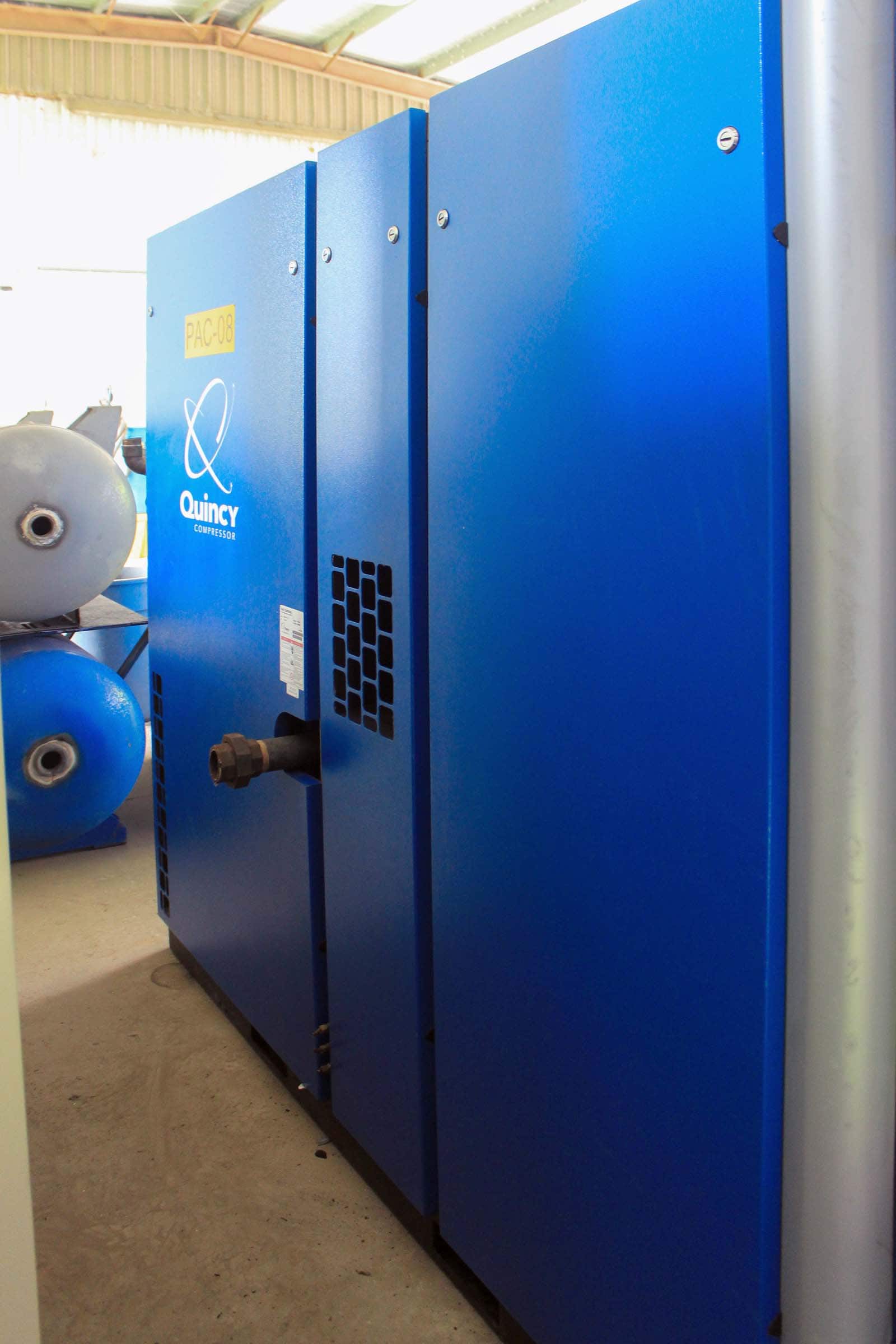 Quincy QSI-370i Rotary Screw Air Compressor, 2014- 75 HP, Hankinson Air Dryer - Image 2