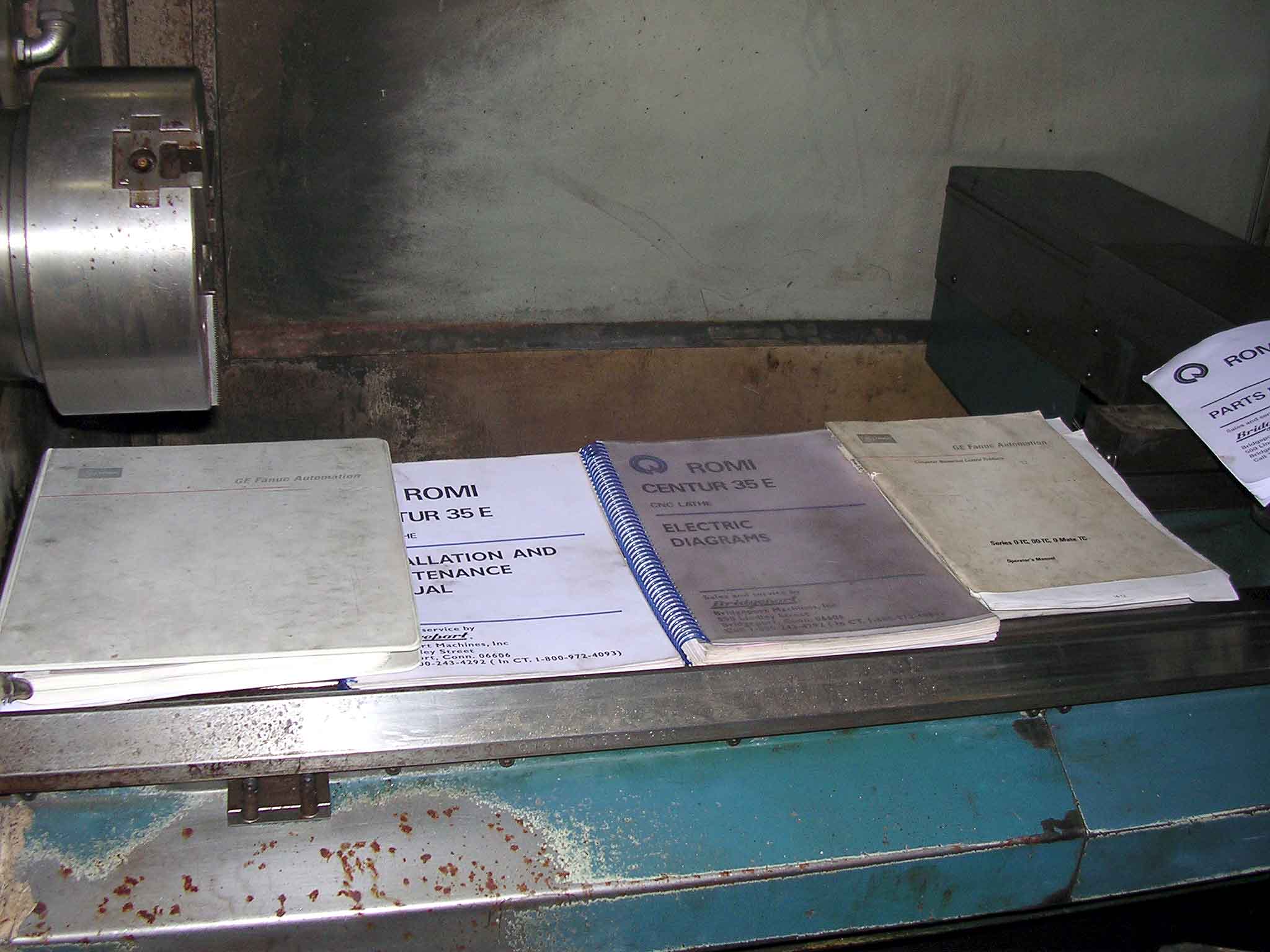 Bridgeport Romi Centur 35 E CNC Lathe, 1991 - 8 Tool Turret, Fanuc, Programmable Tailstock - Image 8