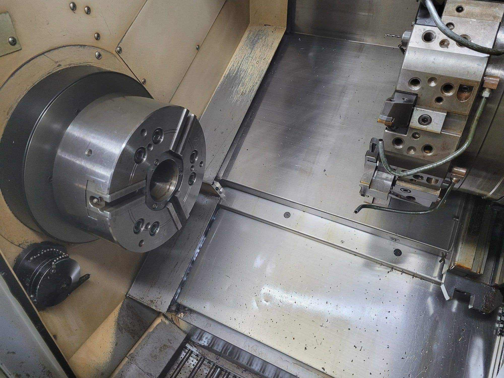Mori Seiki SL-250B CNC Lathe, 1997 - Parts Catcher, Chip Conveyor, Tailstock - Image 5