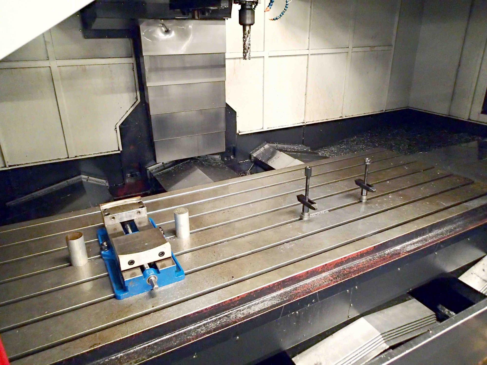 Samsung MCV-1060 VMC, 2015 - TSC, 40 ATC, Rigid Tap, Fanuc - Image 10