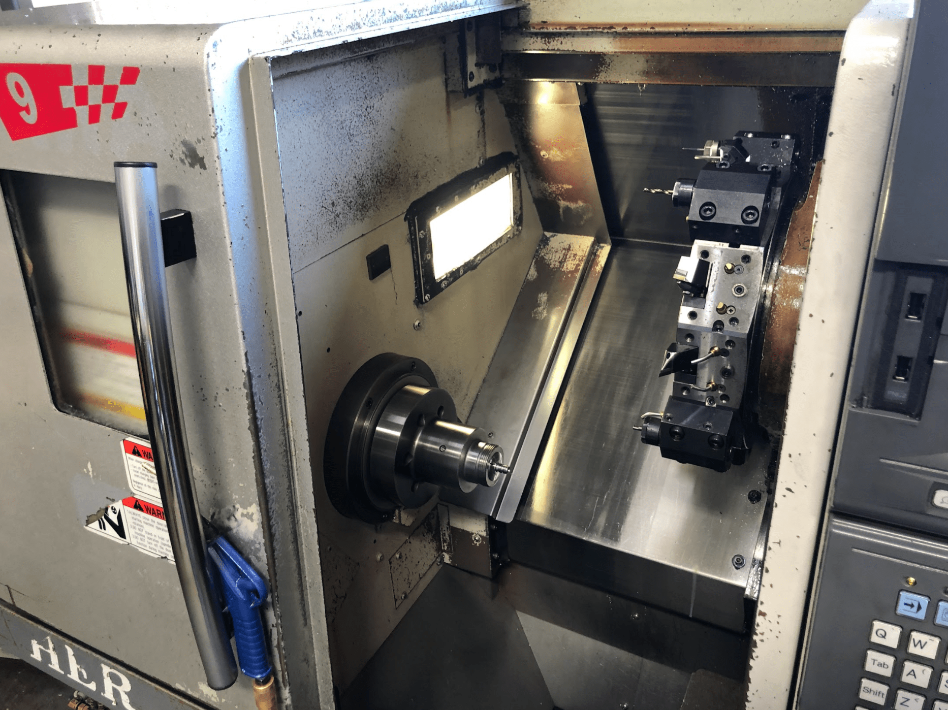 Okuma ES-L6II CNC Lathe, 2008 - Tailstock - Image 5