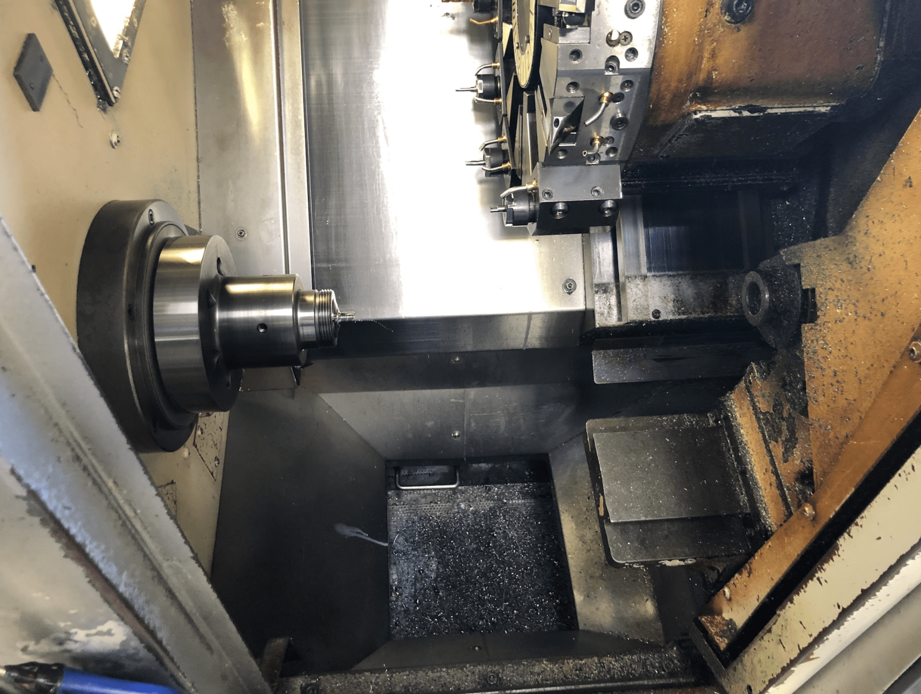Okuma ES-L6II CNC Lathe, 2008 - Tailstock - Image 6