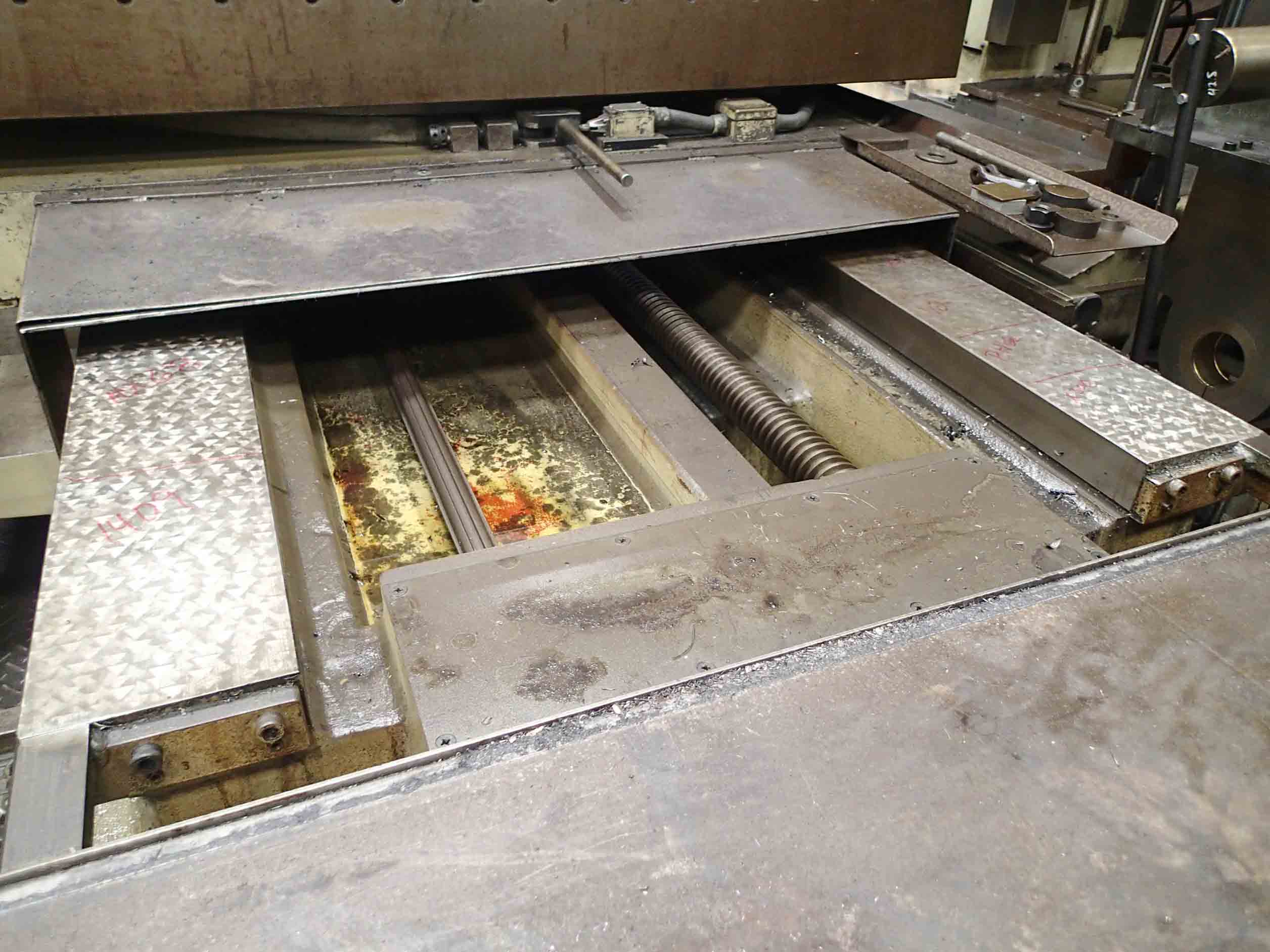 Shibaura BT-10B Horizontal Boring Mill, 1982- 55" x 63" Table - Image 10