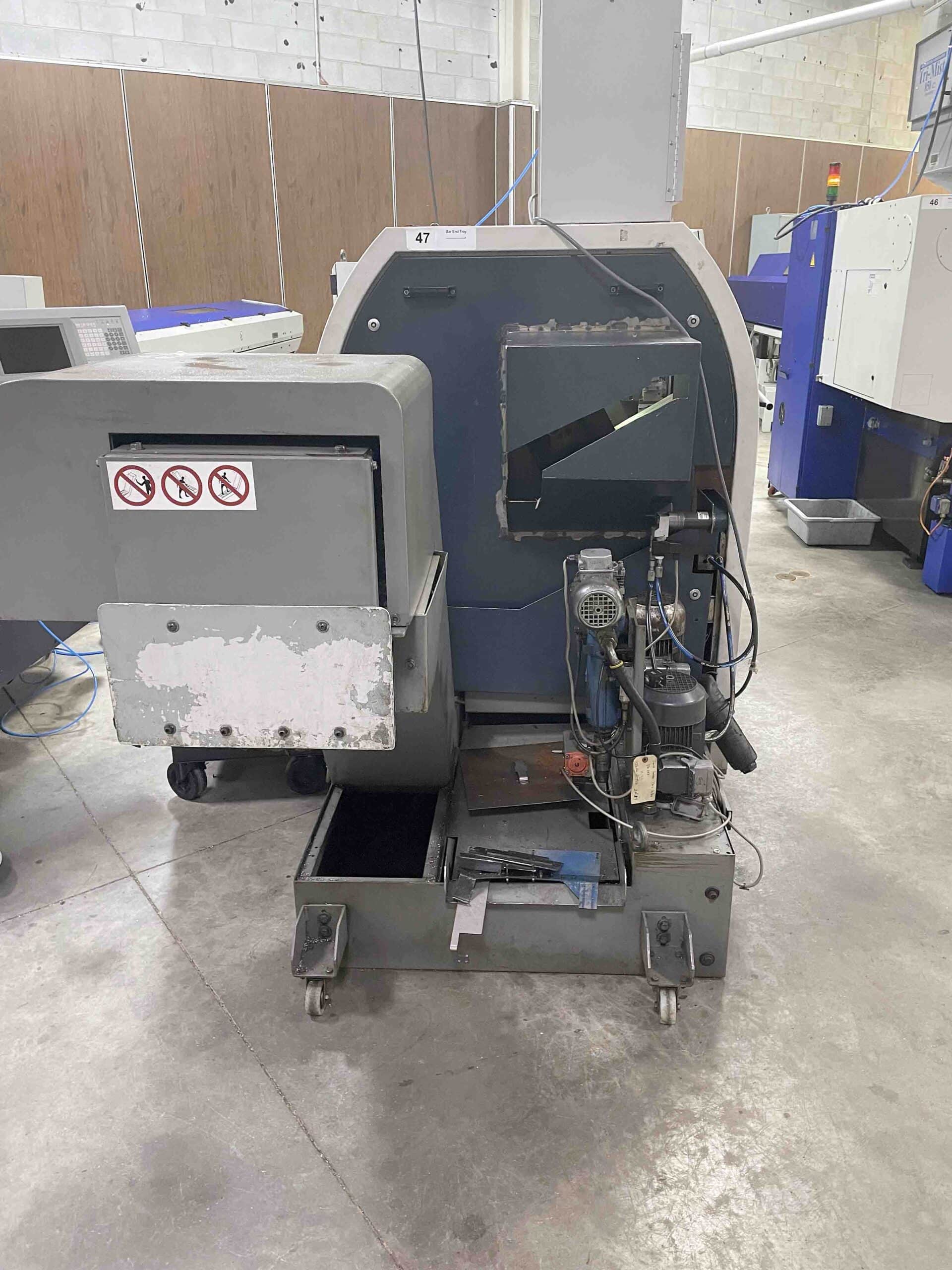 Traub TNL26 CNC Swiss Lathe, 2001- LNS Bar Feeder, Mist Collector, Conveyor, 34 Stations, Live Tools - Image 7