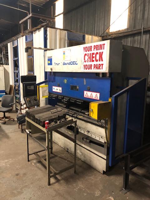 66 Ton x 6.5' Trumpf TrumaBend C60 CNC Press Brake, 2001 - Backgauge, Light Curtains - Image 2