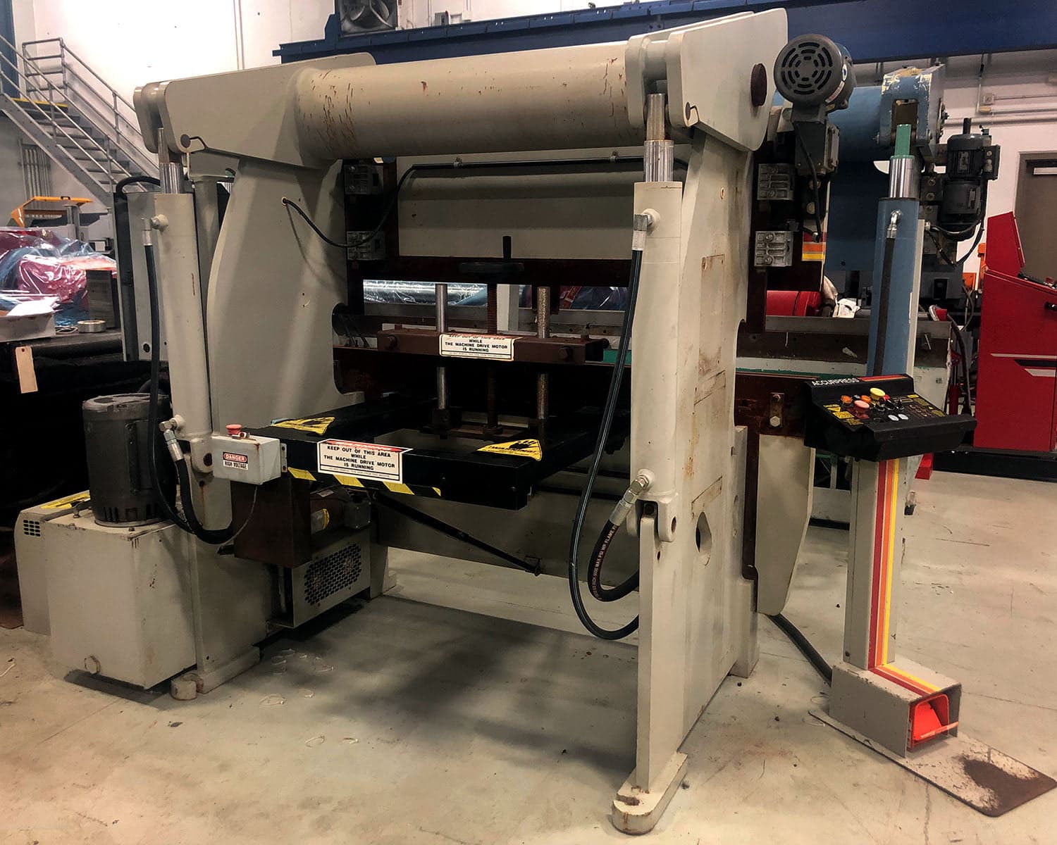 60 Ton x 6' Accurpress Press Brake, 1995 - Operates as RAM Only - Image 3