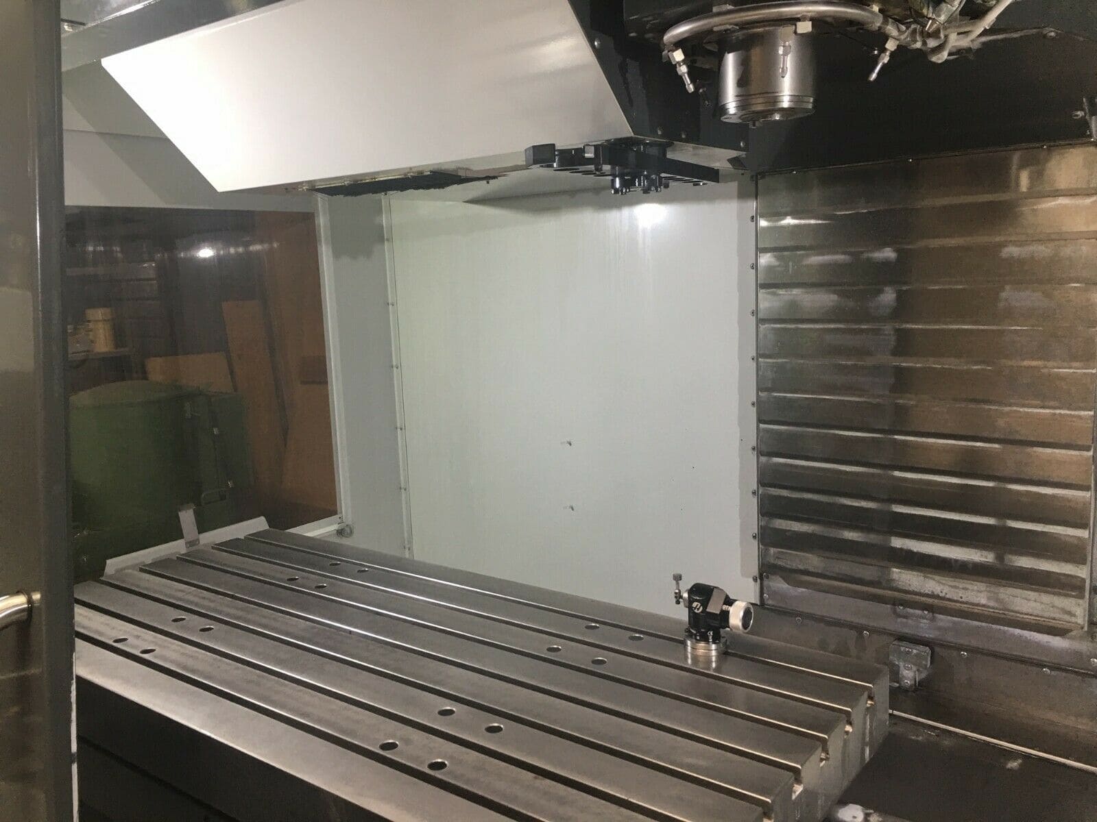 Haas VF-3YT VMC 2017 - 4th Ready, WIPS, Thru Spindle, Low Hours - Image 4