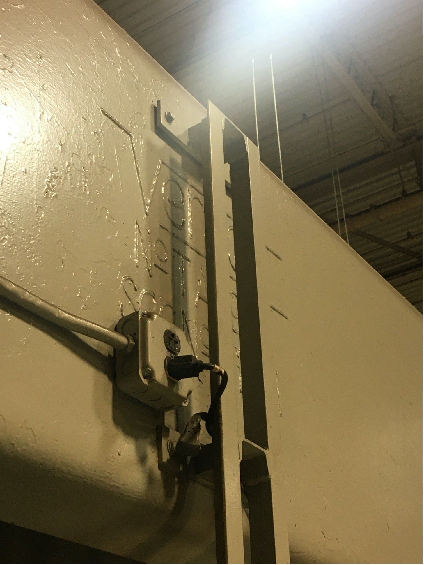 175 Ton Verson TA-910 Press - Tooling Included - Image 4