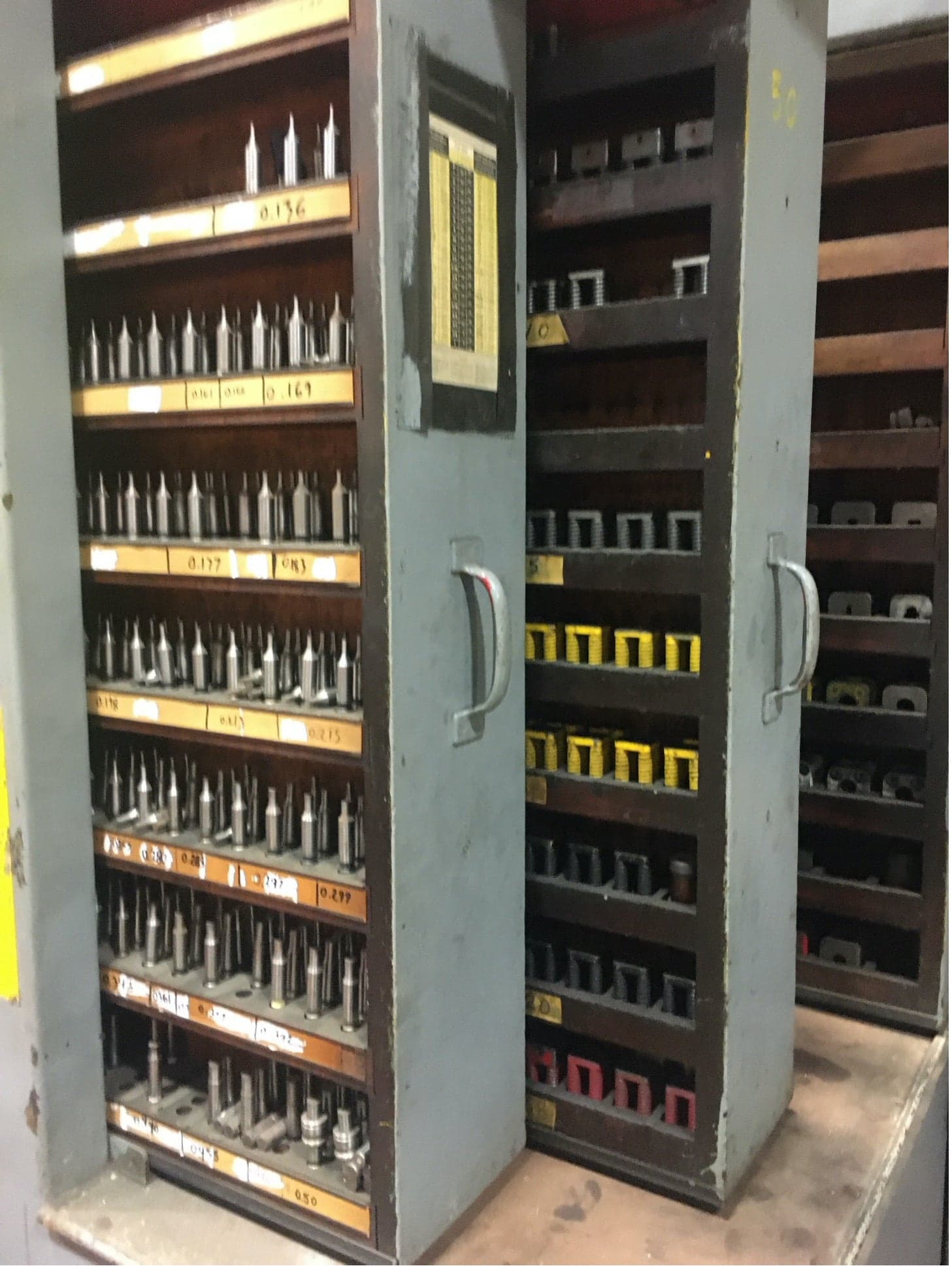 175 Ton Verson TA-910 Press - Tooling Included - Image 8
