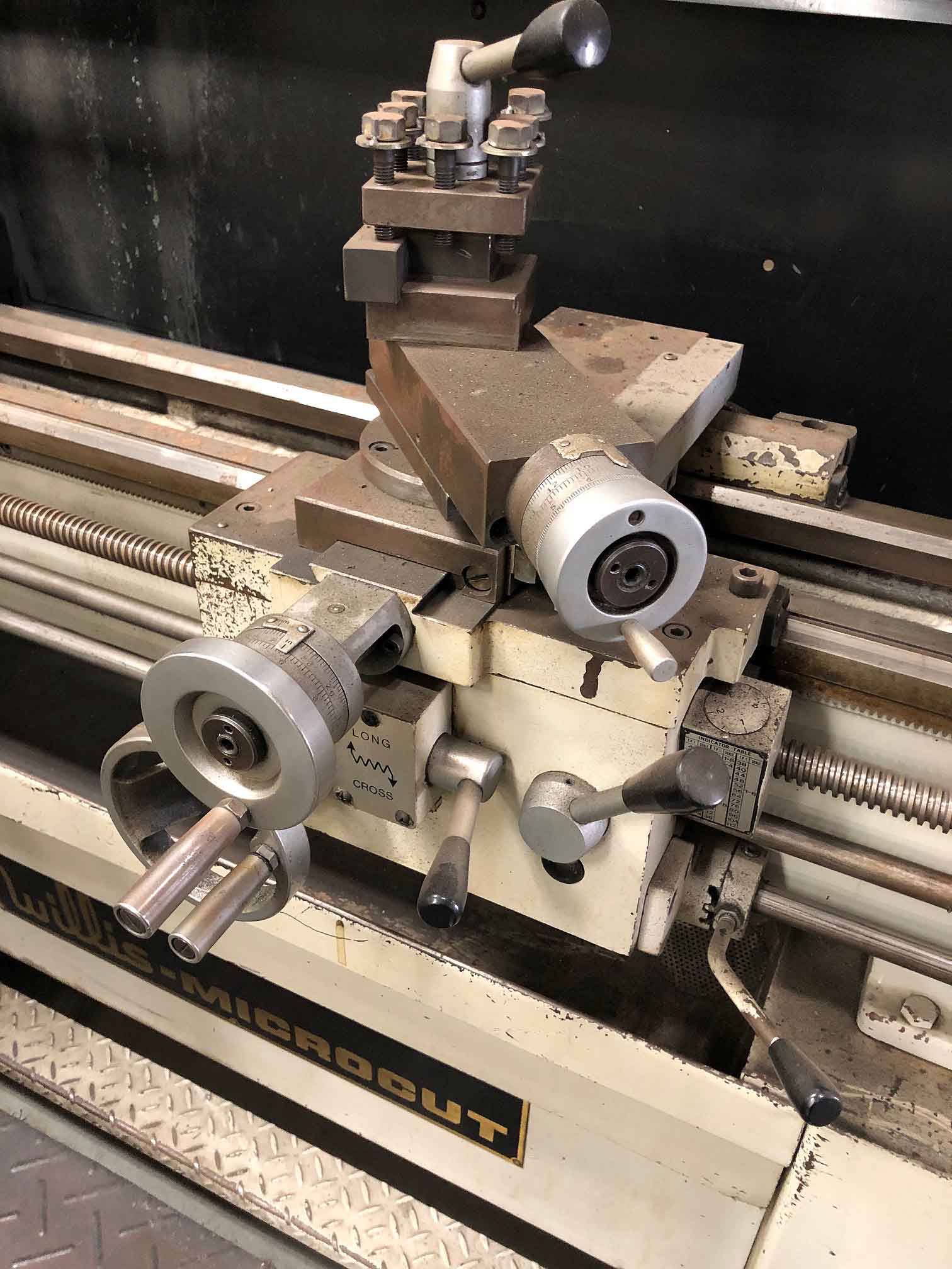 Willis Microcut 1440E Engine Lathe- Rests, Chucks, Centers, DRO - Image 4