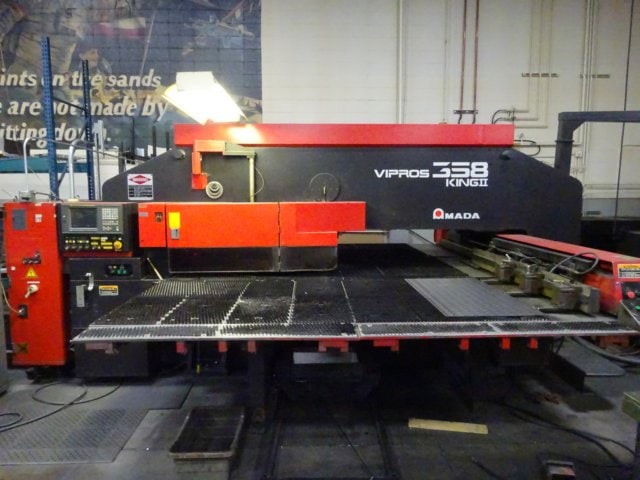33 Ton Amada Vipros 358 King II CNC Turret Punch, 1999- Fanuc 18P CNC Control - Image 4