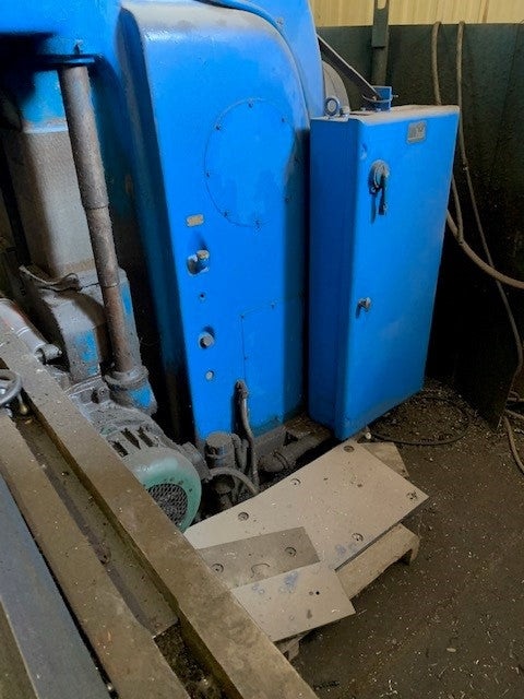 Cincinnati #6 Vertical Knee Mill - Image 8