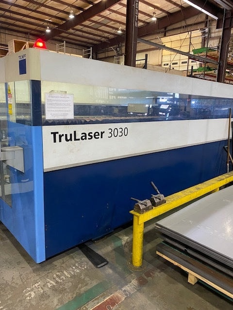 4000 Watt Trumpf TruLaser L3030 Co2 Laser, 2012 - 5' x 10' Tables, Low Hours