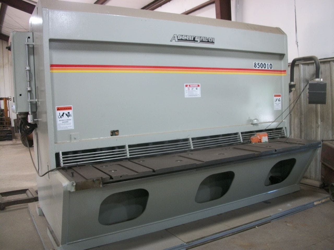 1/2" x 10' Accurshear 850010 Shear, 1996 - Powered Front Operated Back Gauge