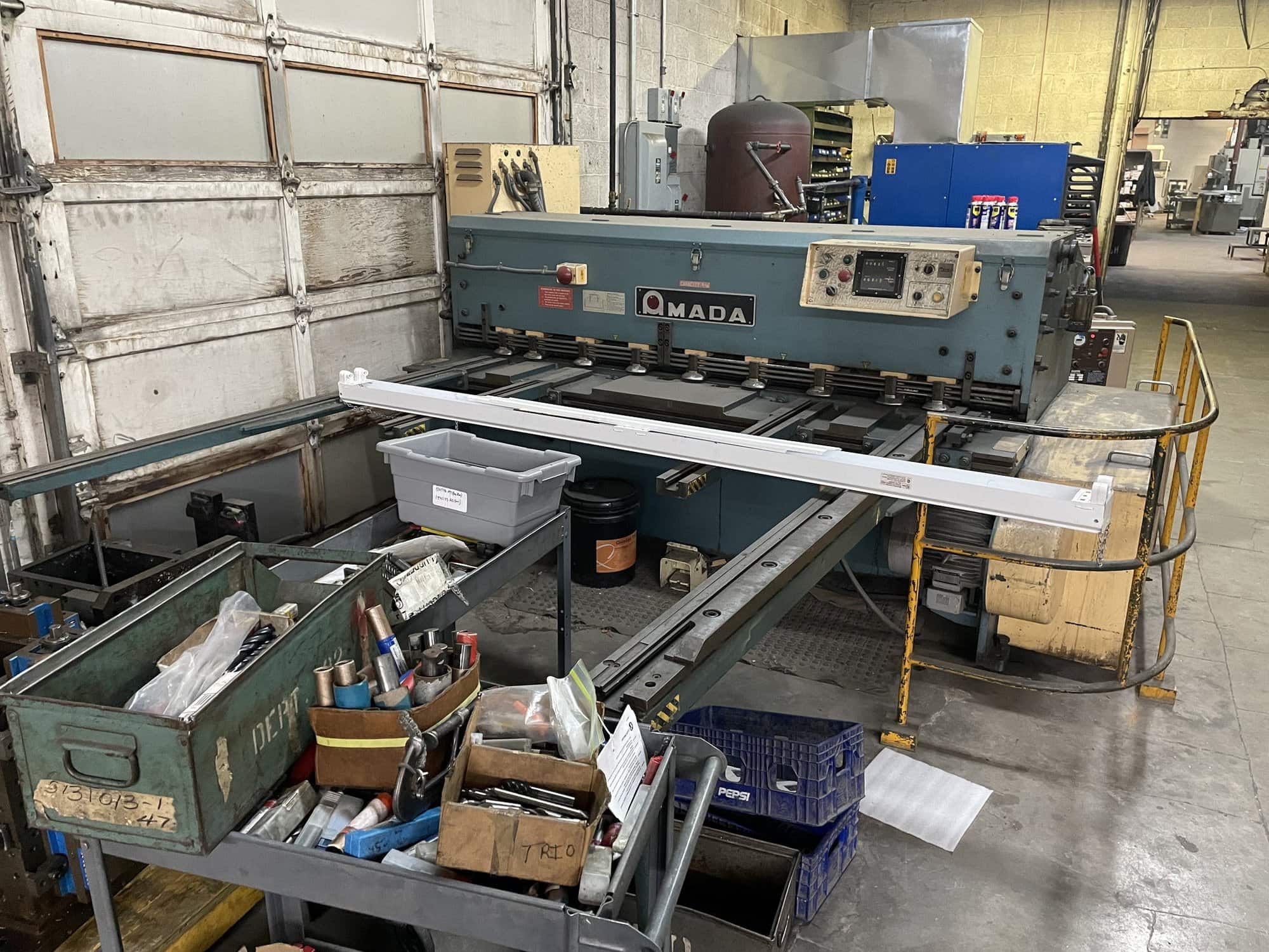 3/16" X 6' Amada M-2045 Shear, 1981 - 60 SPM, Powered Back Gauge