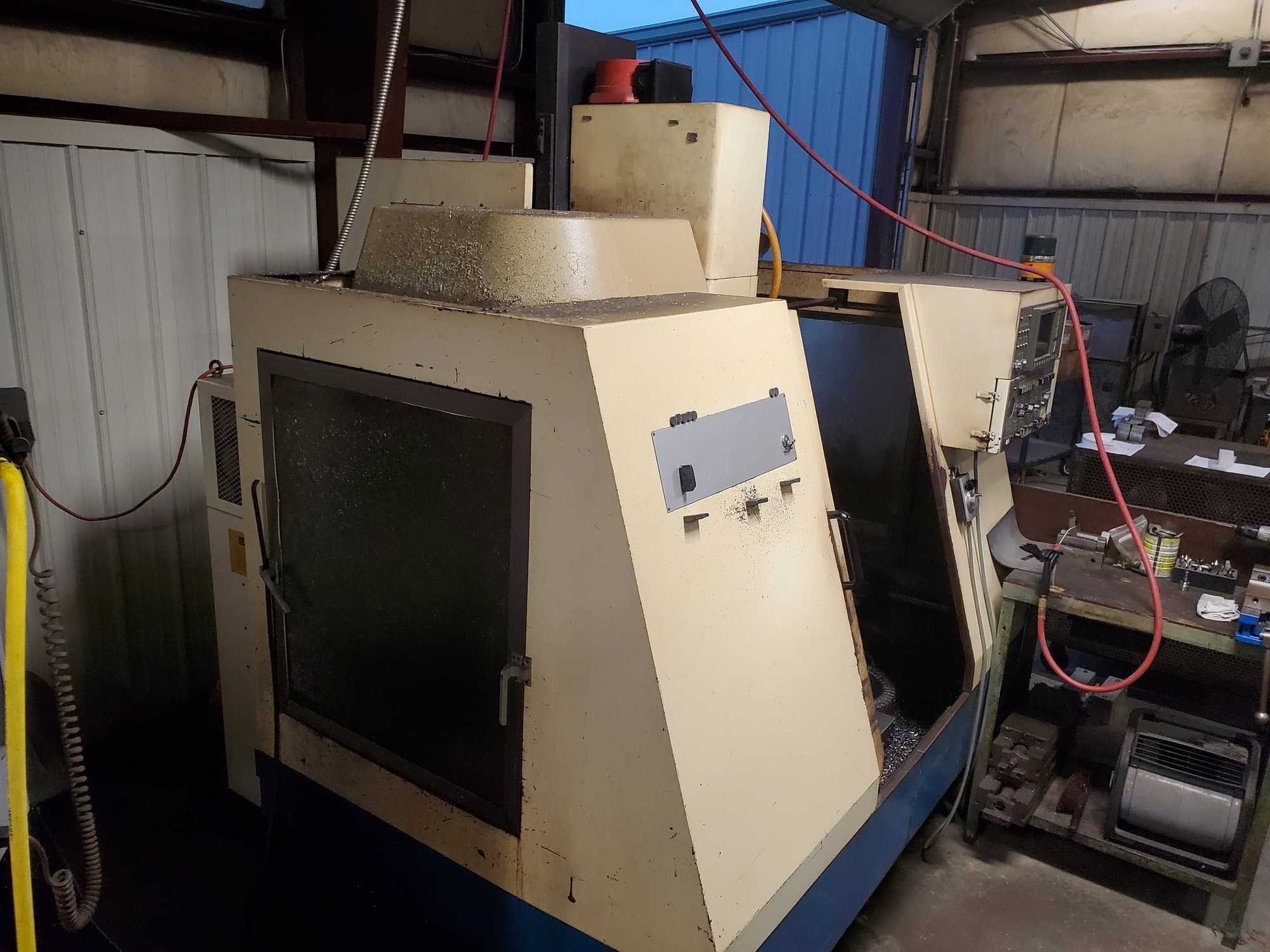 Amera Seiki MC-1624 VMC, 1996