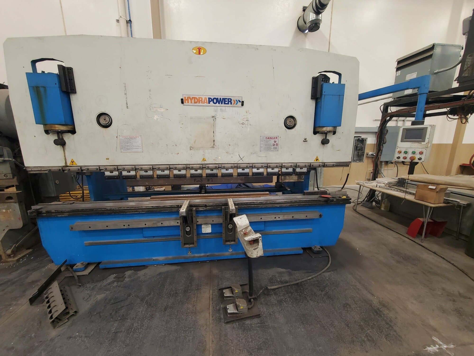 180 Ton x 13' Hydrapower E-18013 CNC Press Brake, 2008 - X,Y And Crowning