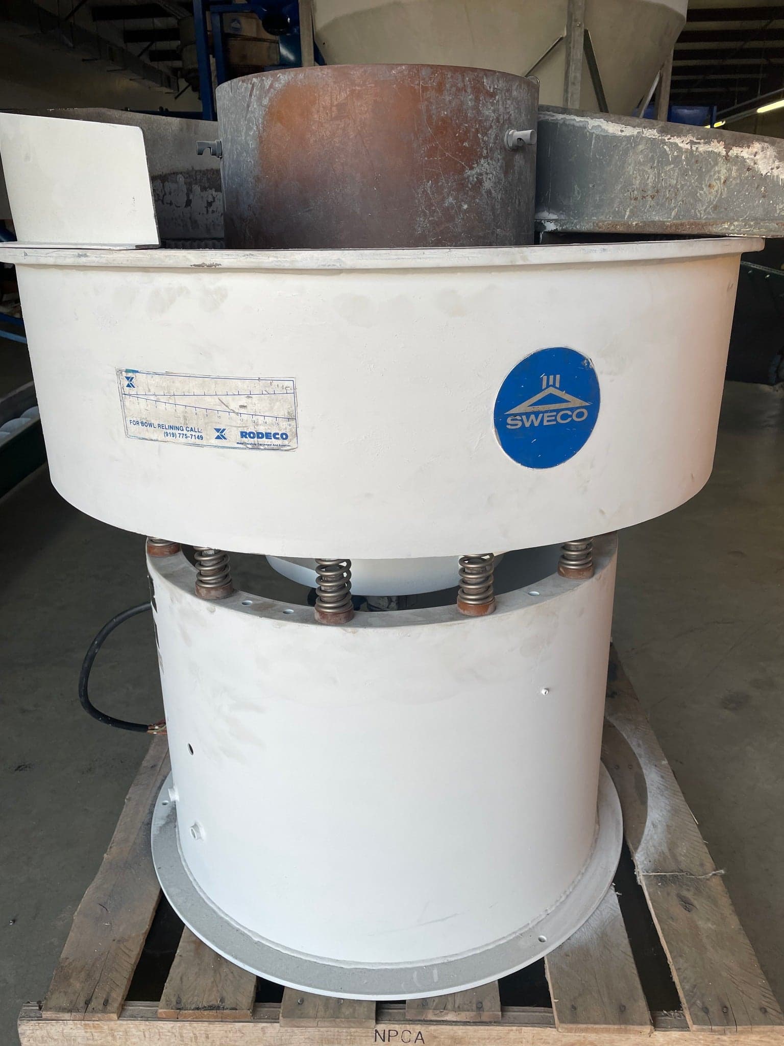 Sweco FMD-4LR Vibro-Energy Finishing Mill