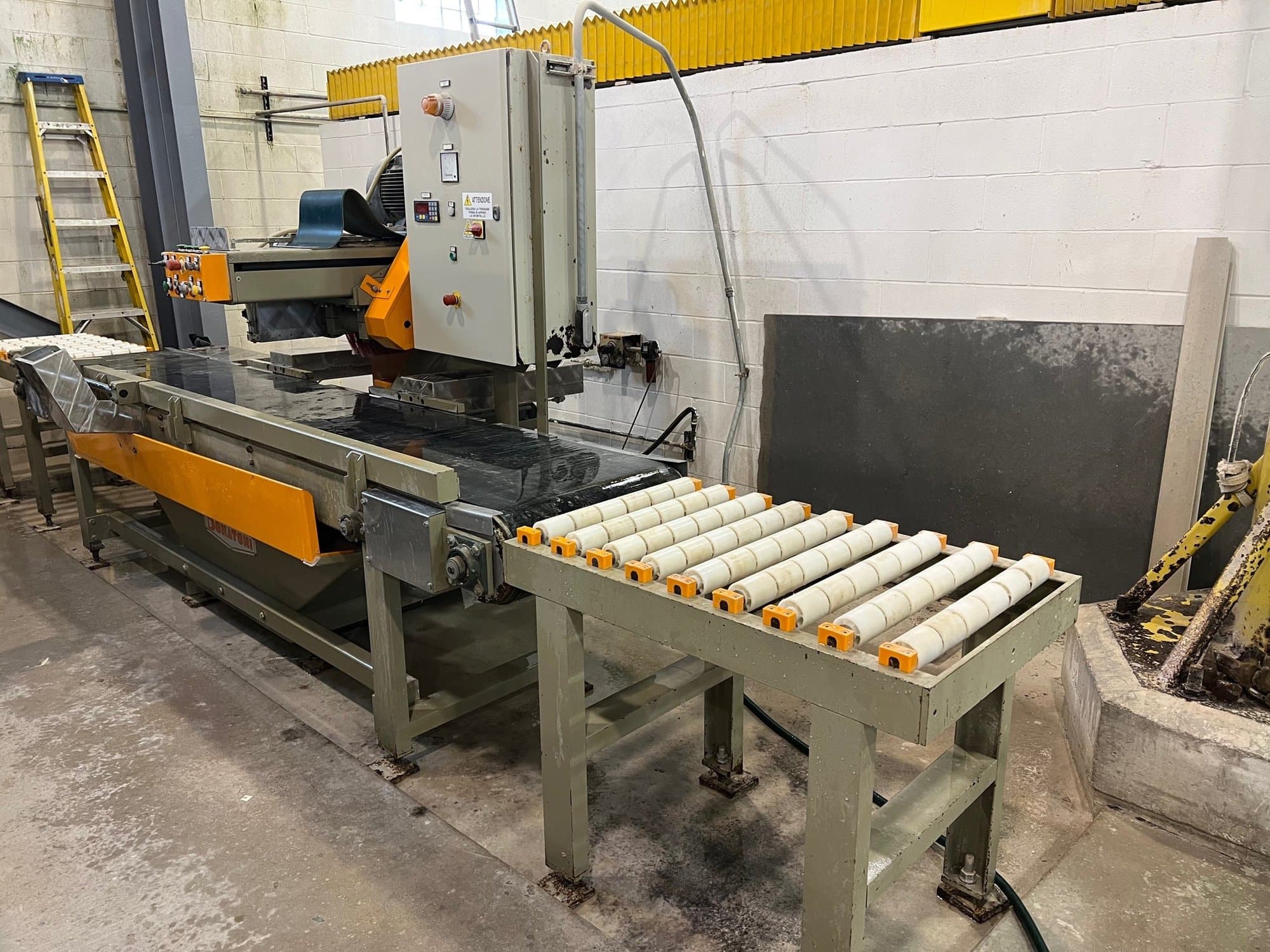 Donatoni APN06-080 Stone/Ceramic Cutting Machine, 2005