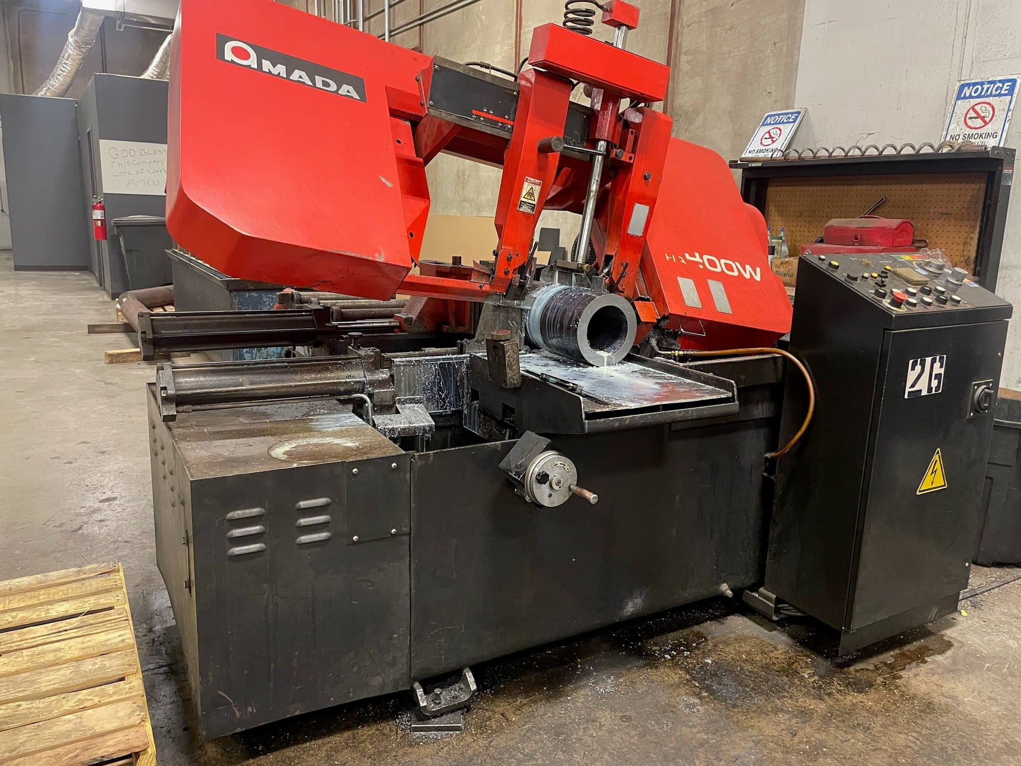 16.3" x 16.3" Amada HA400W Automatic Horizontal Band Saw, 2012