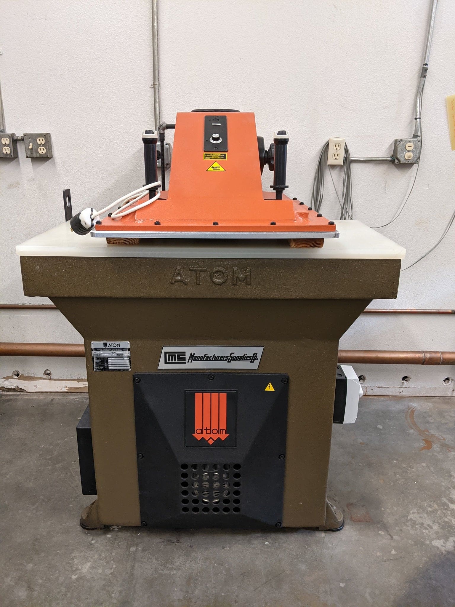 Atom SE 25L Swing Arm Clicker Press, 2012