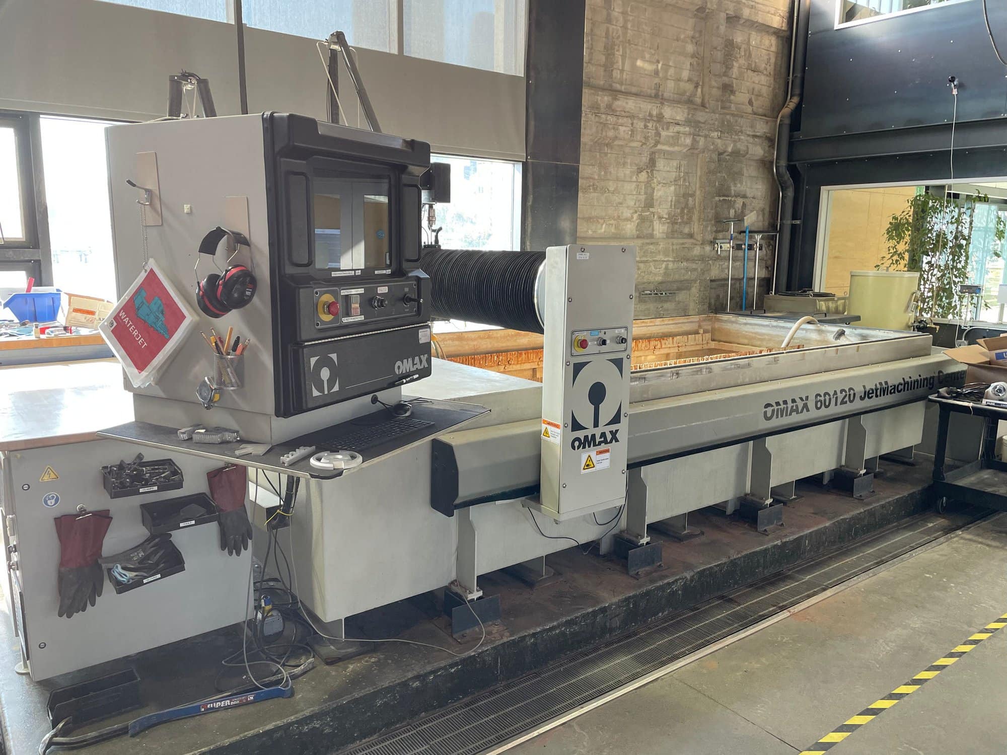 Omax 60120 Waterjet, 2013 - A-Jet Multi-Axis Head, Low Hours, Chiller