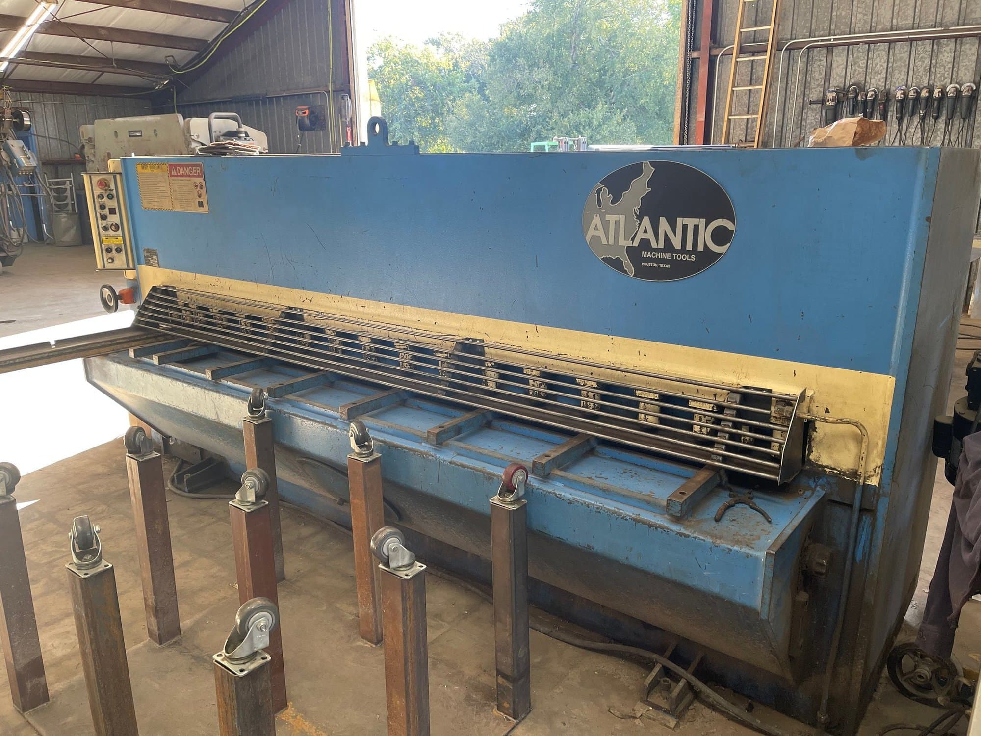 1/4" x 10' Atlantic HDE10-1/4 Shear, 1996 - Back Gauge, Squaring Arm