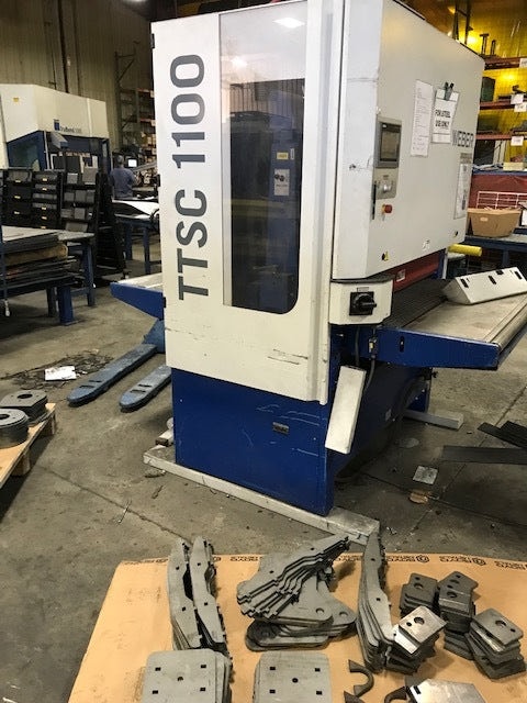 Weber TTSC 1100 Deburring Machine, 2019 - Siemens iTouch Control- A T Industrial C5-2500 Dust Collection System, 2018