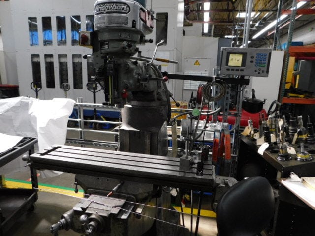 Bridgeport Series 1/J Head Manual Knee Mill W/ DRO Screen