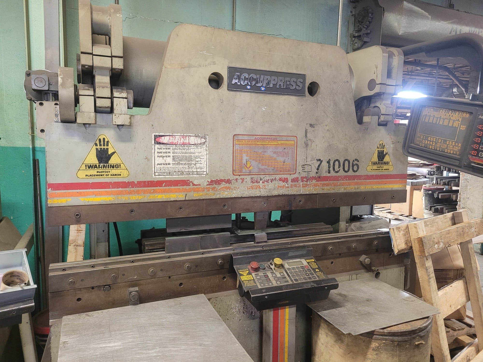 100 Ton x 6' Accurpress 71006 Press Brake, 1996