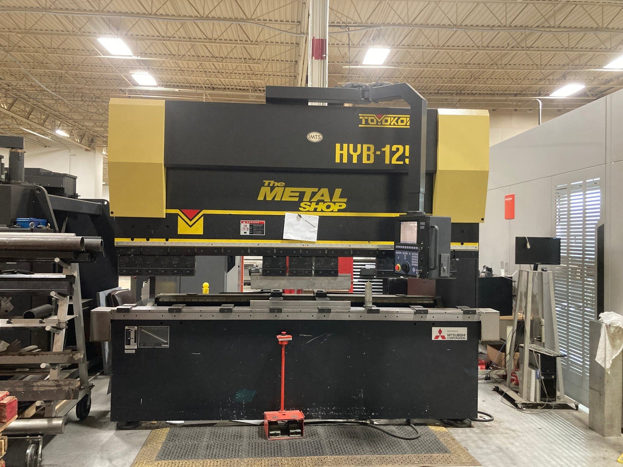 135 Ton x 10' Toyokoki/Amada HYB-12530 CNC Press Brake, 2009- Hybrid Servo/Hydraulic