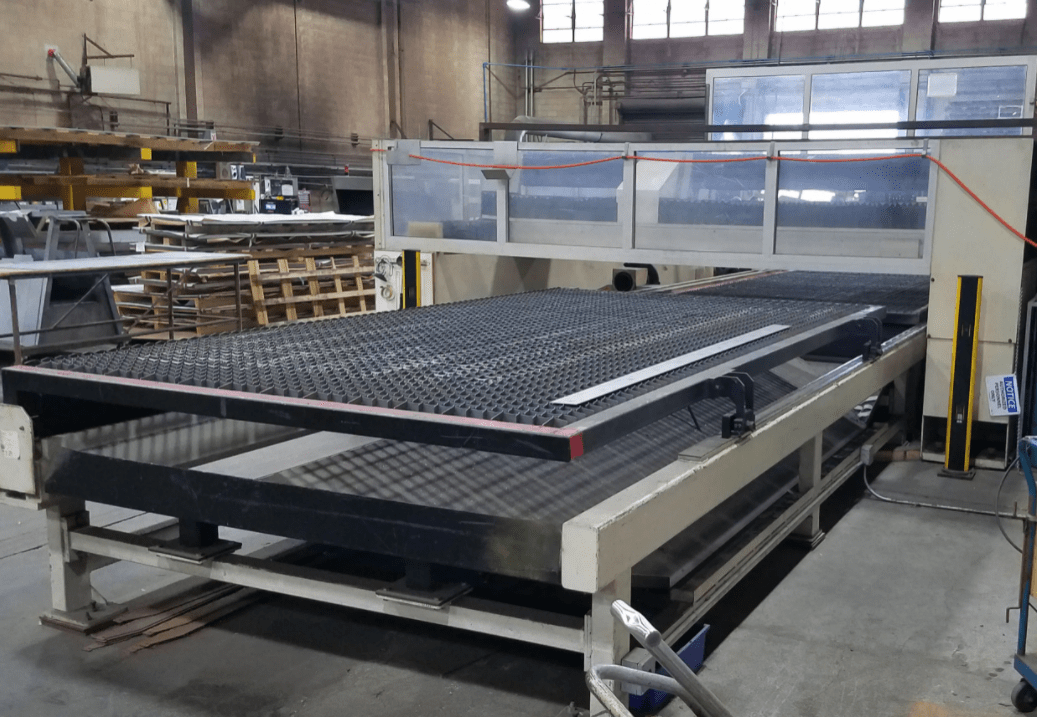 3000 Watt LVD Impuls CO2 Laser, 1999- 10' X 13' Table, Installation Included, Rotary Axis