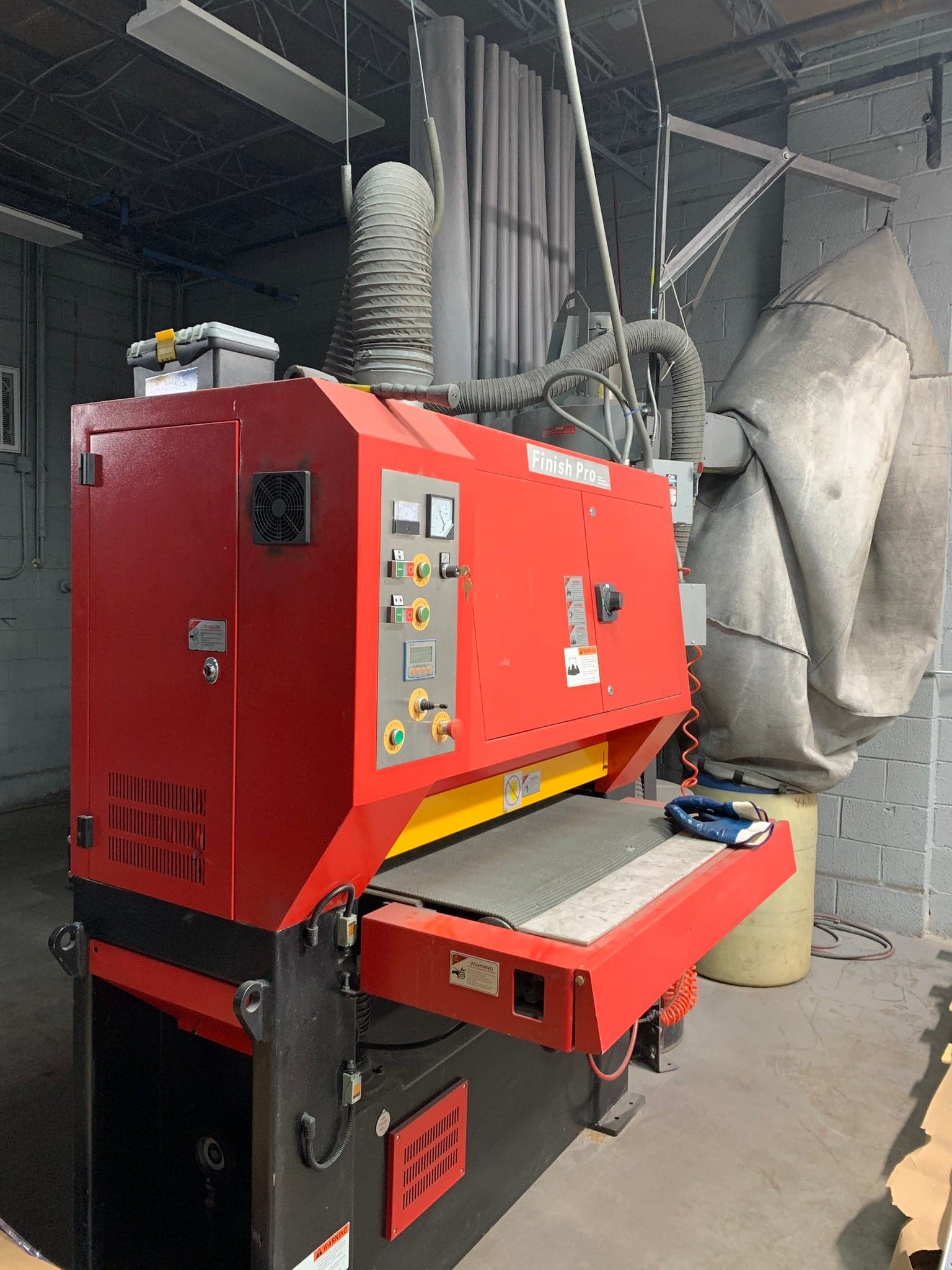 FINISH PRO Dry FP 4075 Finishing - Deburring Machine, 2017 - W/Dust Collector & Duct Work